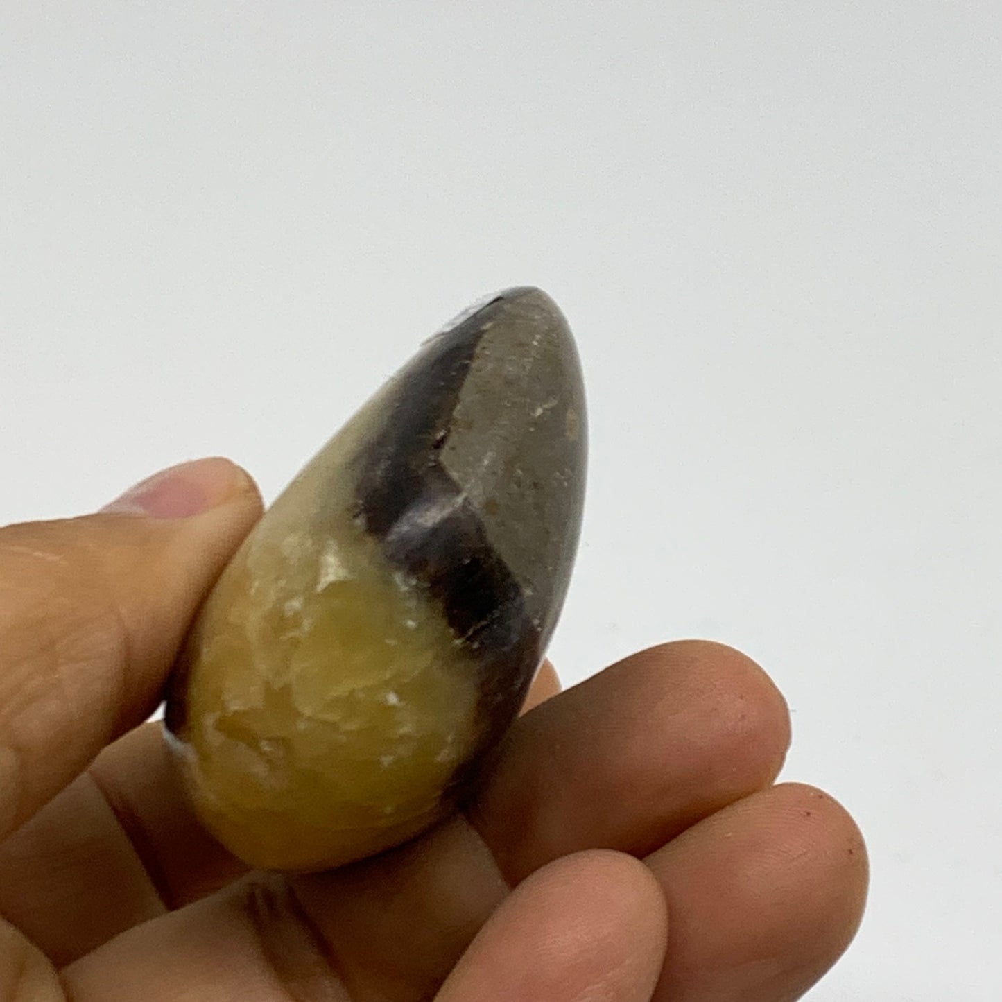 95.1g, 2.3x1.9"x1", Septarian Nodule Palm-Stone Polished Crystal, B37953