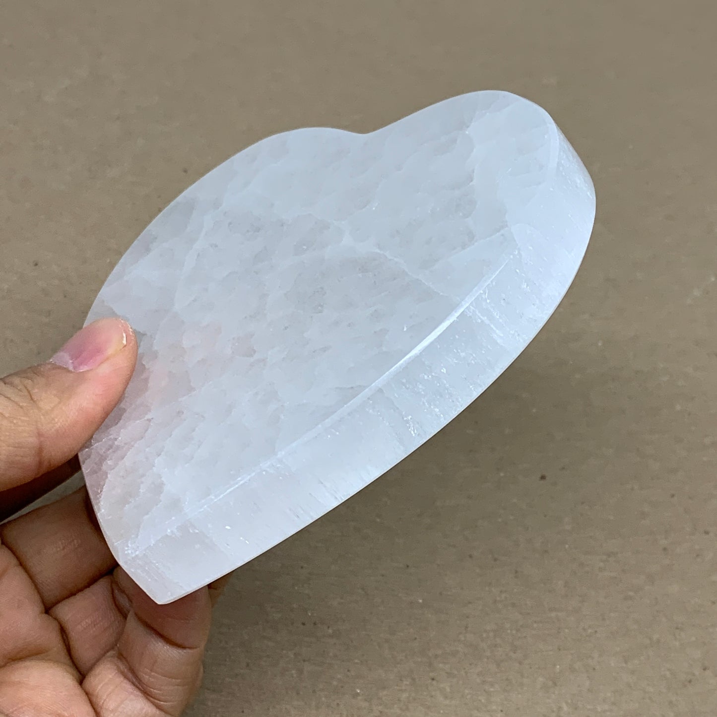 262g, 4.1"x4.1"x0.6", Selenite Heart Crystals, Satin Spar, gypsum, B36217