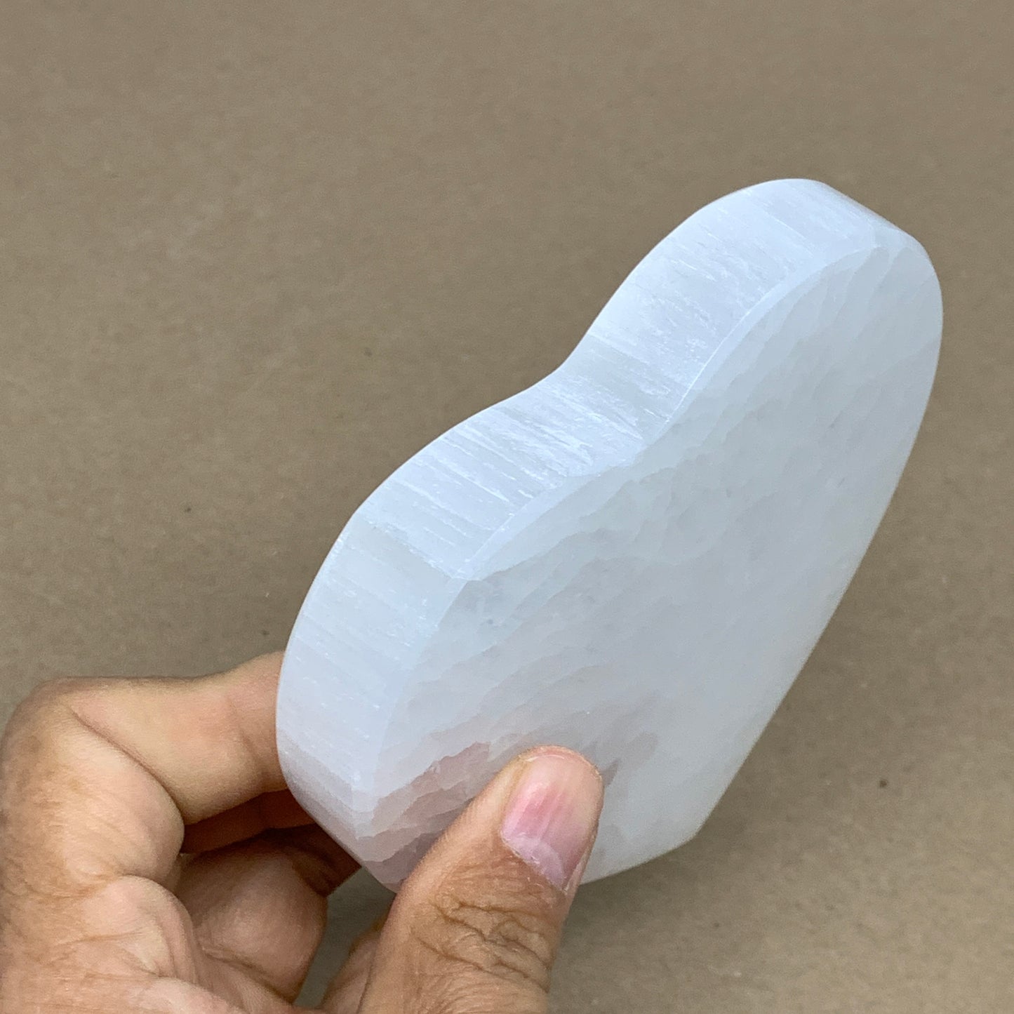 286g, 4.1"x4.1"x0.7", Selenite Heart Crystals, Satin Spar, gypsum, B36218