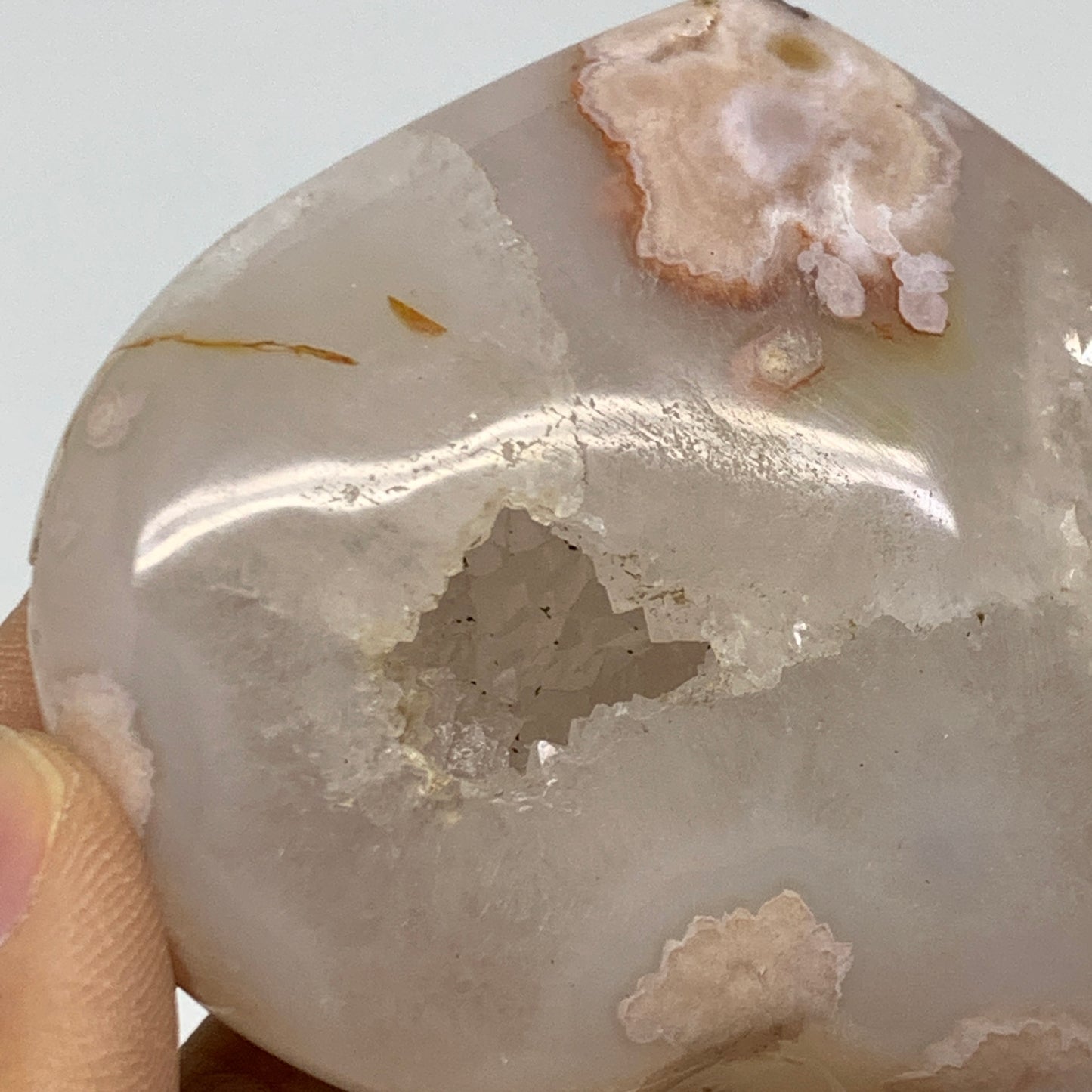 0.28 lbs, 2.3"x2.7"x1", Cherry Blossom Flower Agate Heart Crystal, B37121