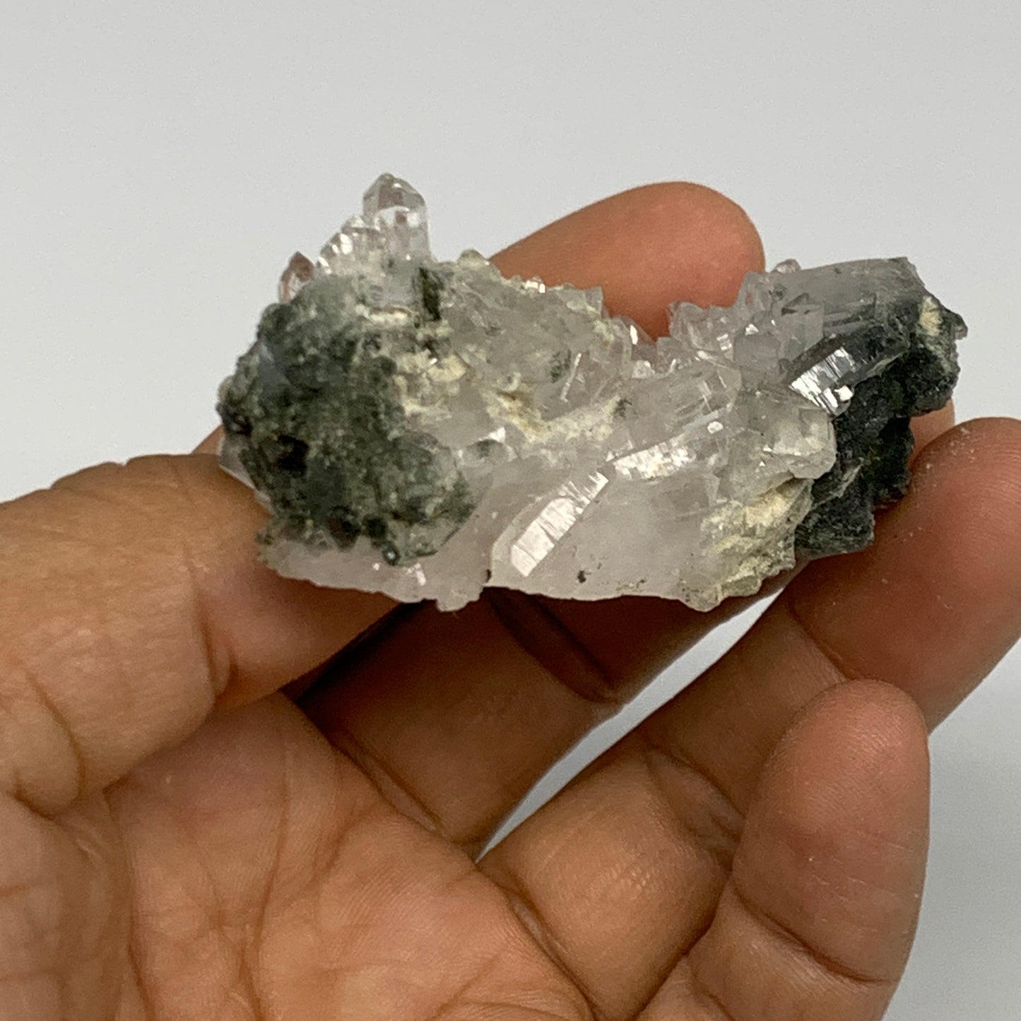 39.6g, 2.2"x1.5"x0.9", Chlorine Quartz Crystal Mineral,Specimen Terminated,B2766