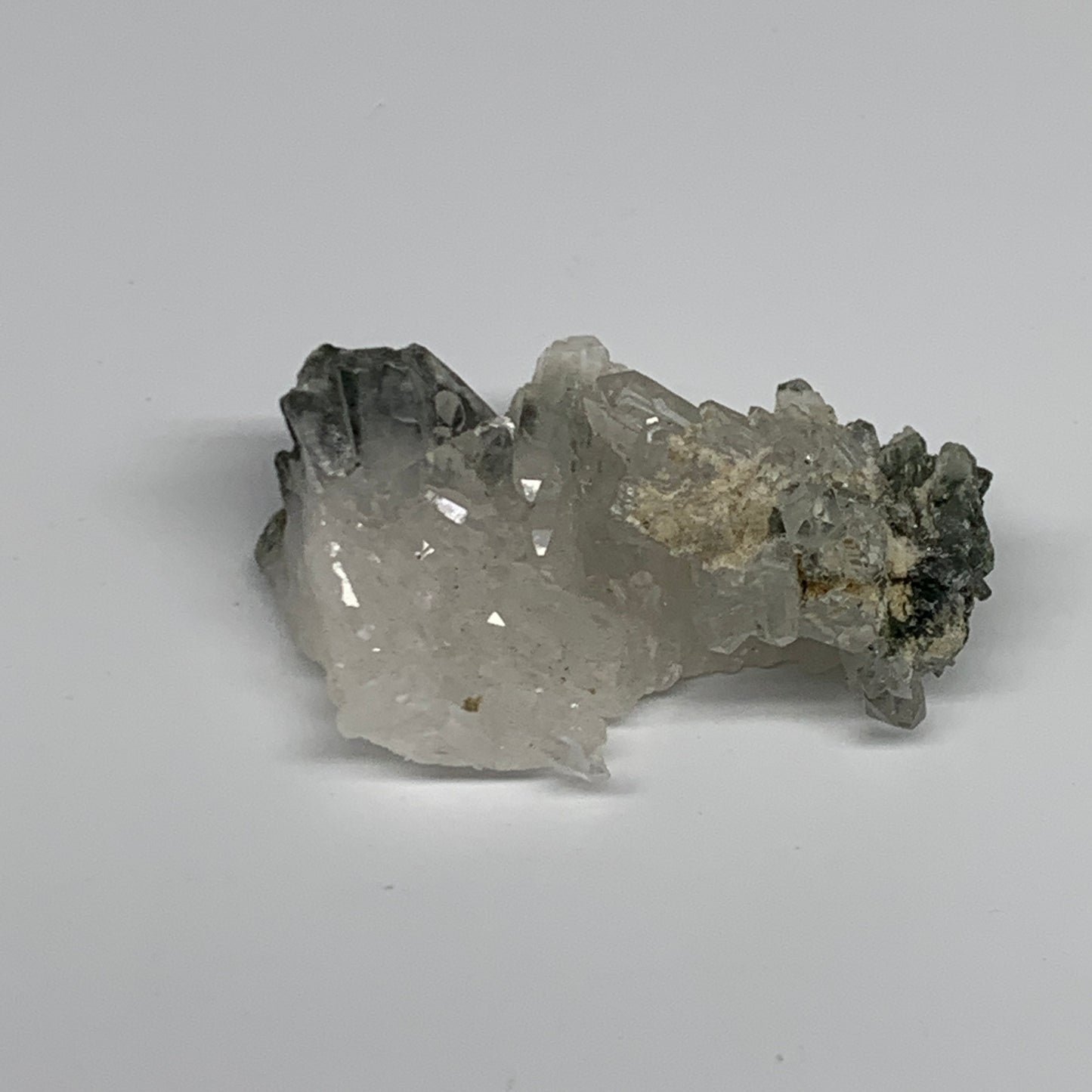 39.6g, 2.2"x1.5"x0.9", Chlorine Quartz Crystal Mineral,Specimen Terminated,B2766