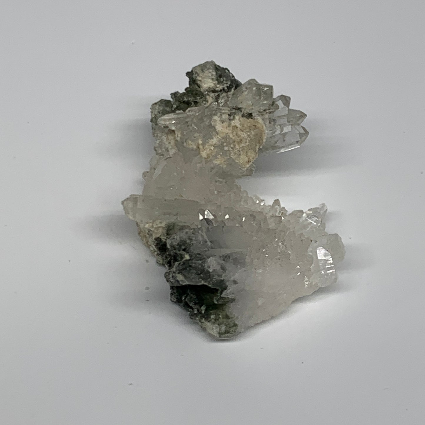 39.6g, 2.2"x1.5"x0.9", Chlorine Quartz Crystal Mineral,Specimen Terminated,B2766
