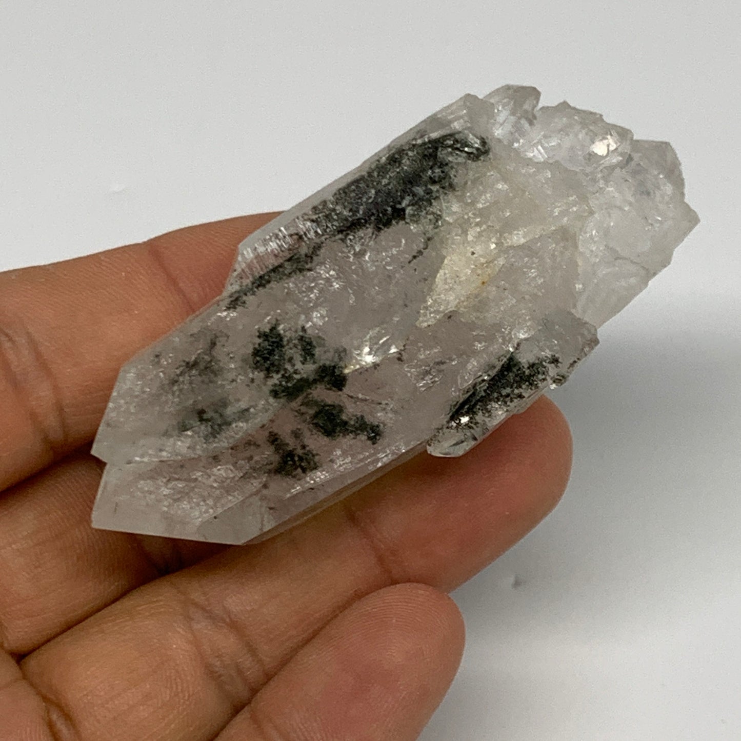 61.3g, 2.7"x1.1"x1", Chlorine Quartz Crystal Mineral,Specimen Terminated,B27671