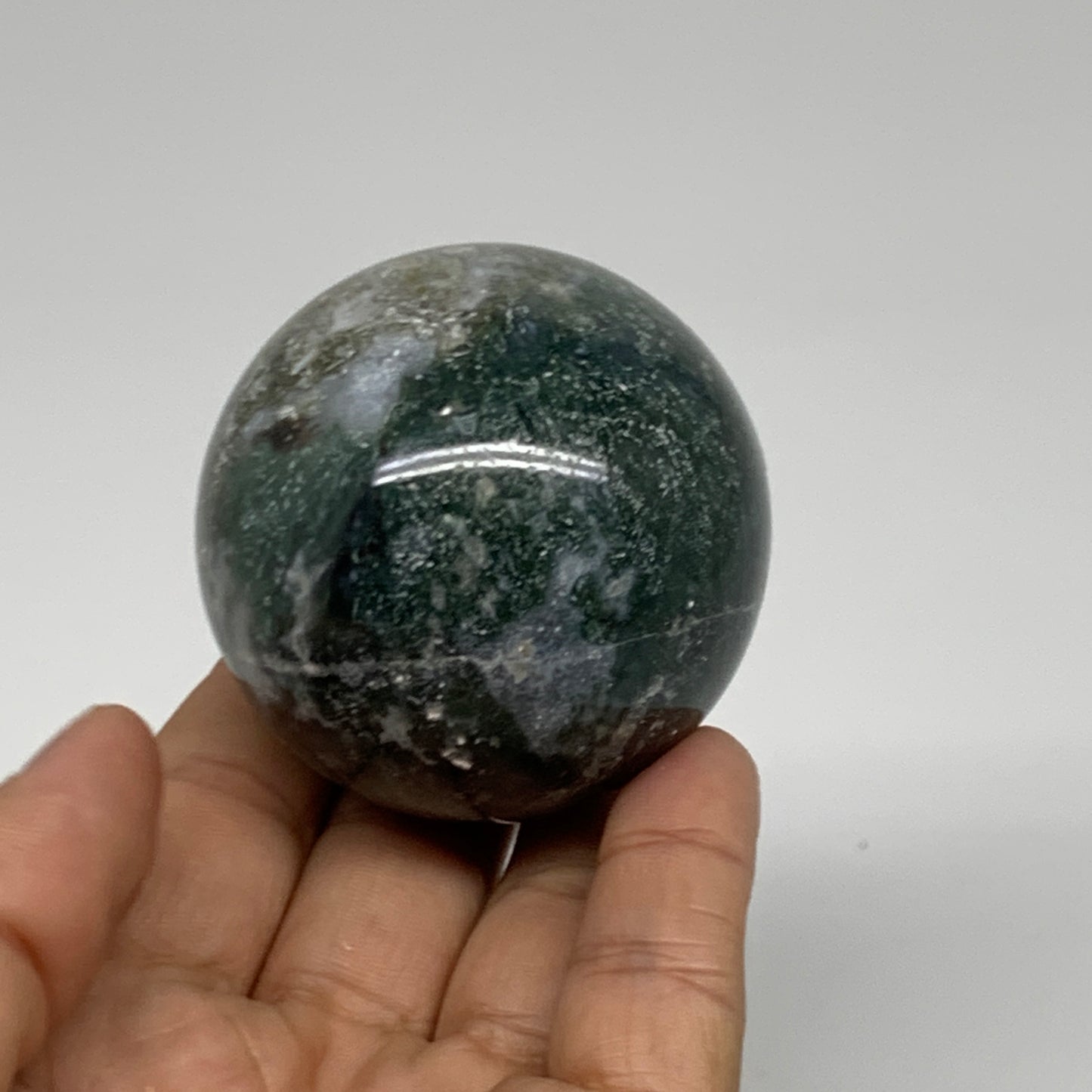 208.5g, 2.1"(53mm), Natural Moss Agate Sphere Ball Gemstone @India,B34923