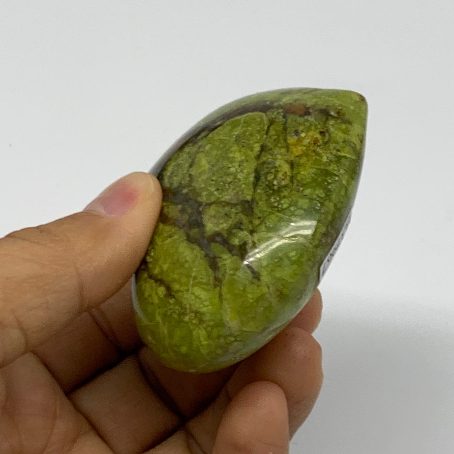 0.25 lbs, 2.3"x2.6"x1.1", Green Opal Heart Polished Gemstone Crystal, B37967
