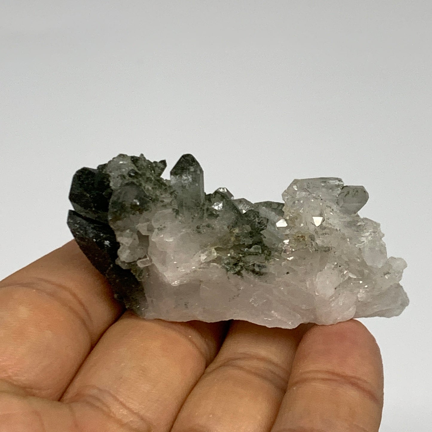 37.1g, 2.4"x1.1"x1.1", Chlorine Quartz Crystal Mineral,Specimen Terminated,B2767