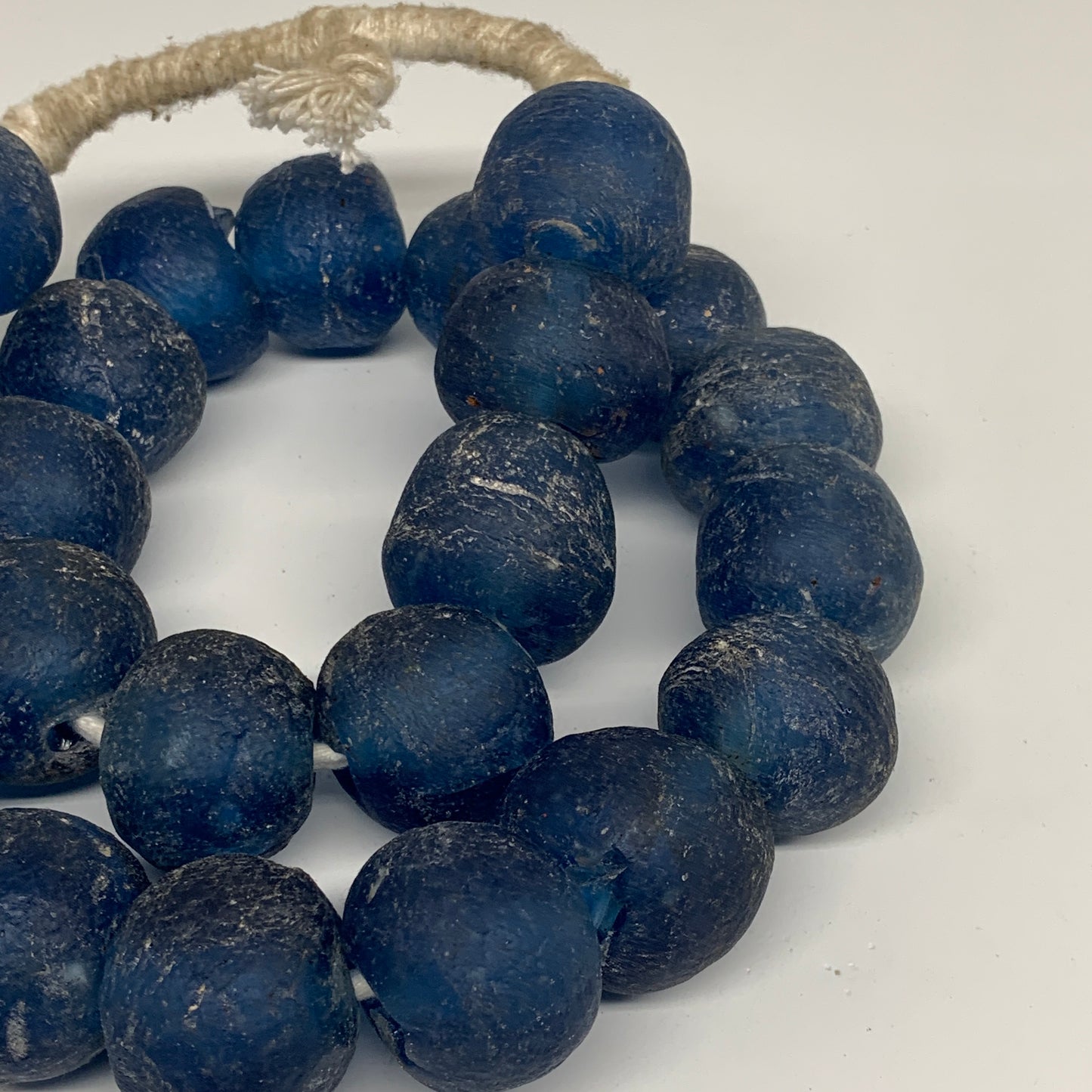 2.29 lbs, 23mm-30mm, 1 Strand, 24 beads, Blue Round Sea Glass Beads , B35650