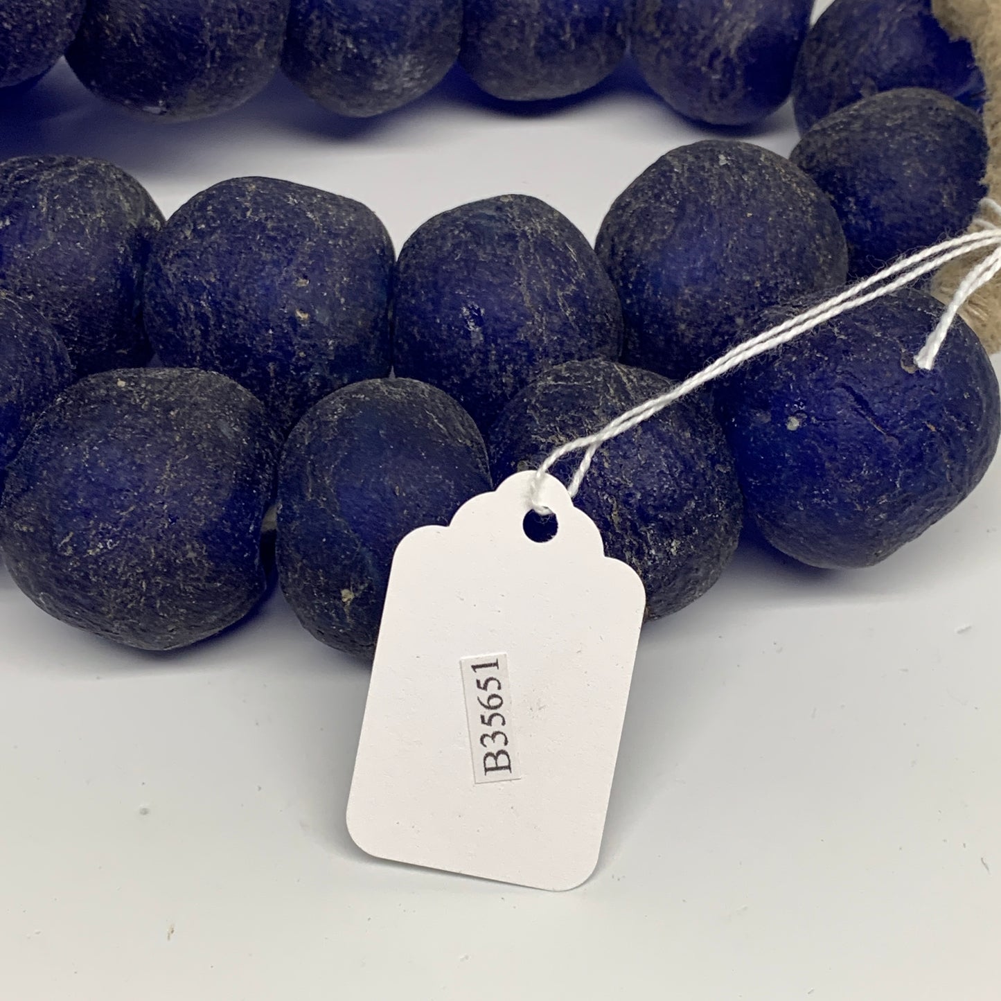 2.3 lbs, 23mm-30mm, 1 Strand, 25 beads, Blue Round Sea Glass Beads , B35651