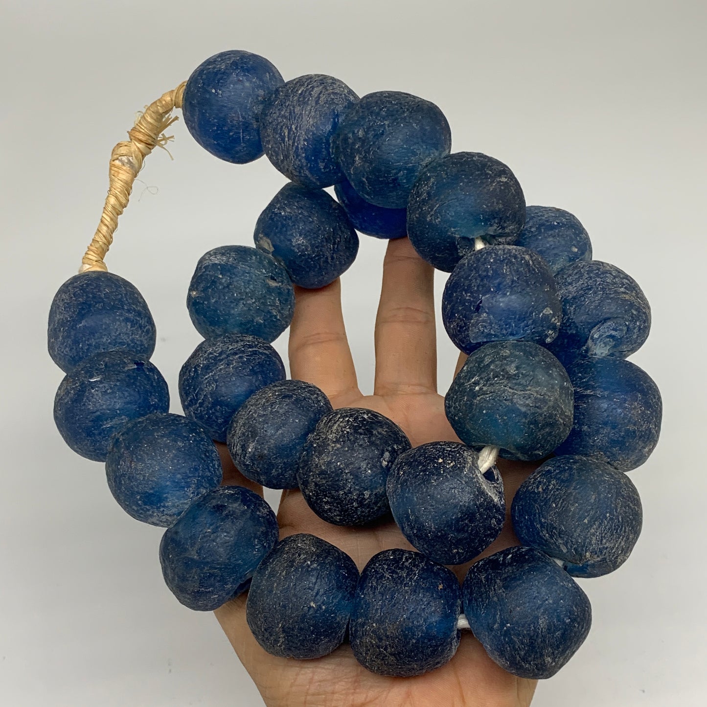 2.3 lbs, 23mm-30mm, 1 Strand, 25 beads, Blue Round Sea Glass Beads , B35652