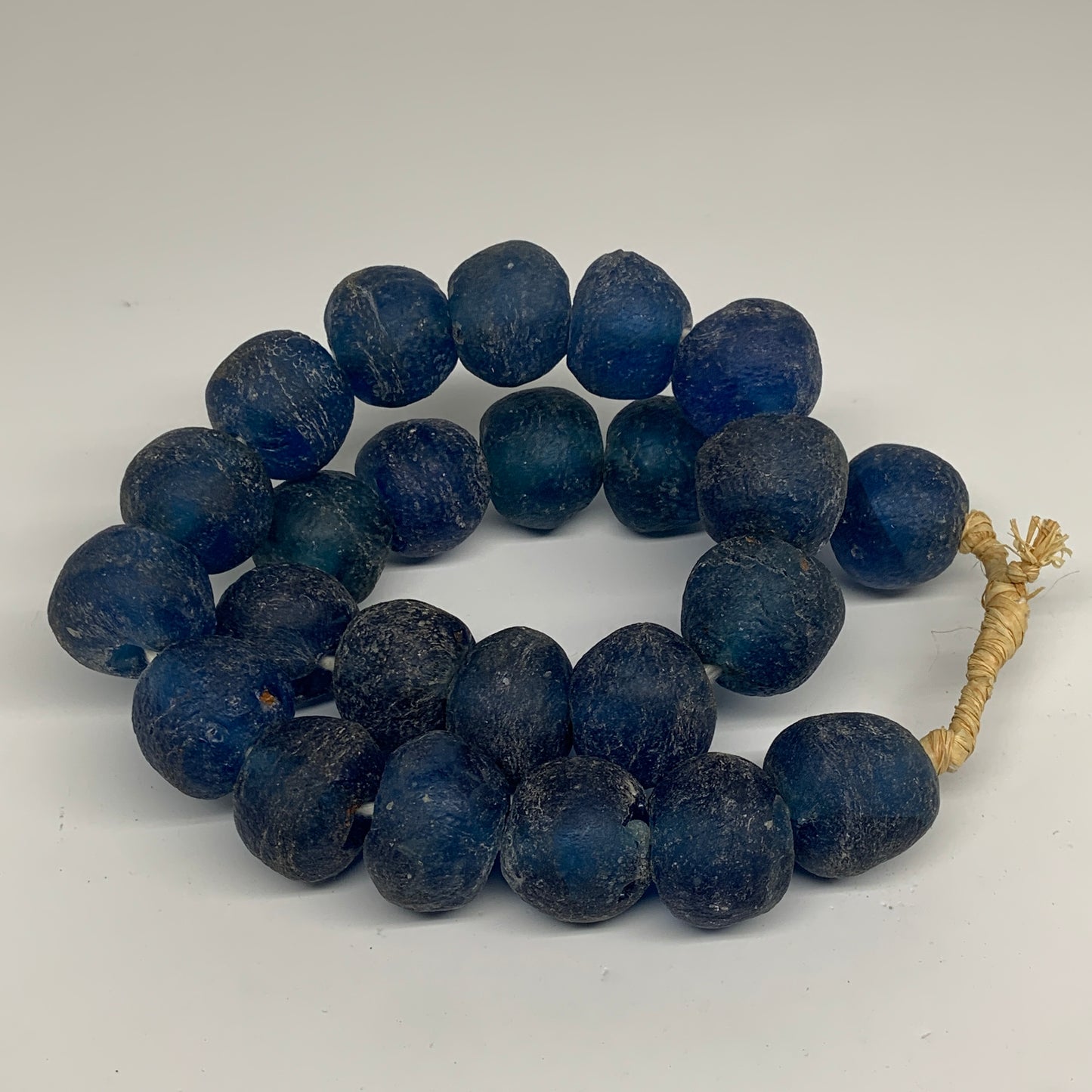 2.3 lbs, 23mm-30mm, 1 Strand, 25 beads, Blue Round Sea Glass Beads , B35652