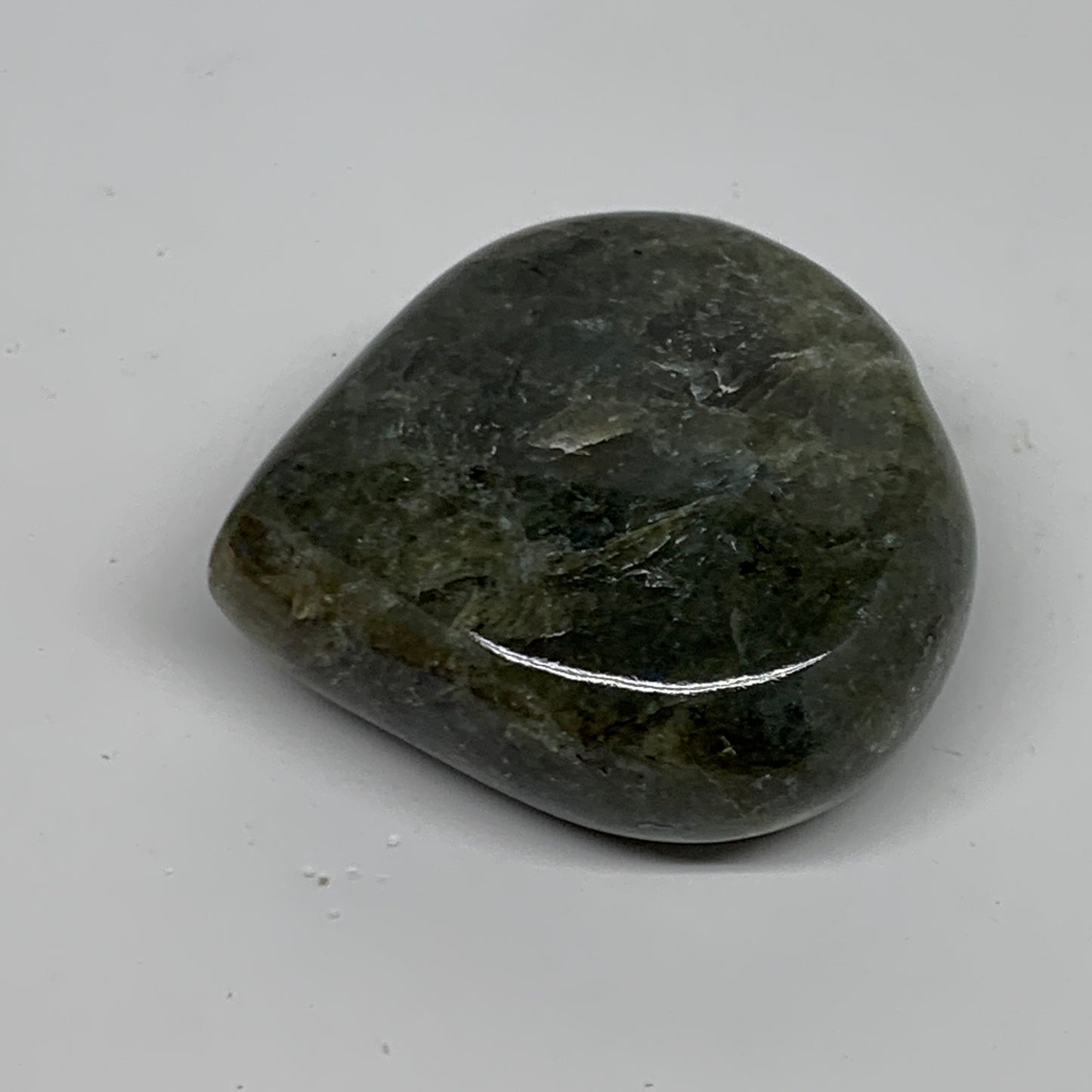 117g, 2.3"x2.3"x0.9", Natural Labradorite Heart Polished Crystal, B34936