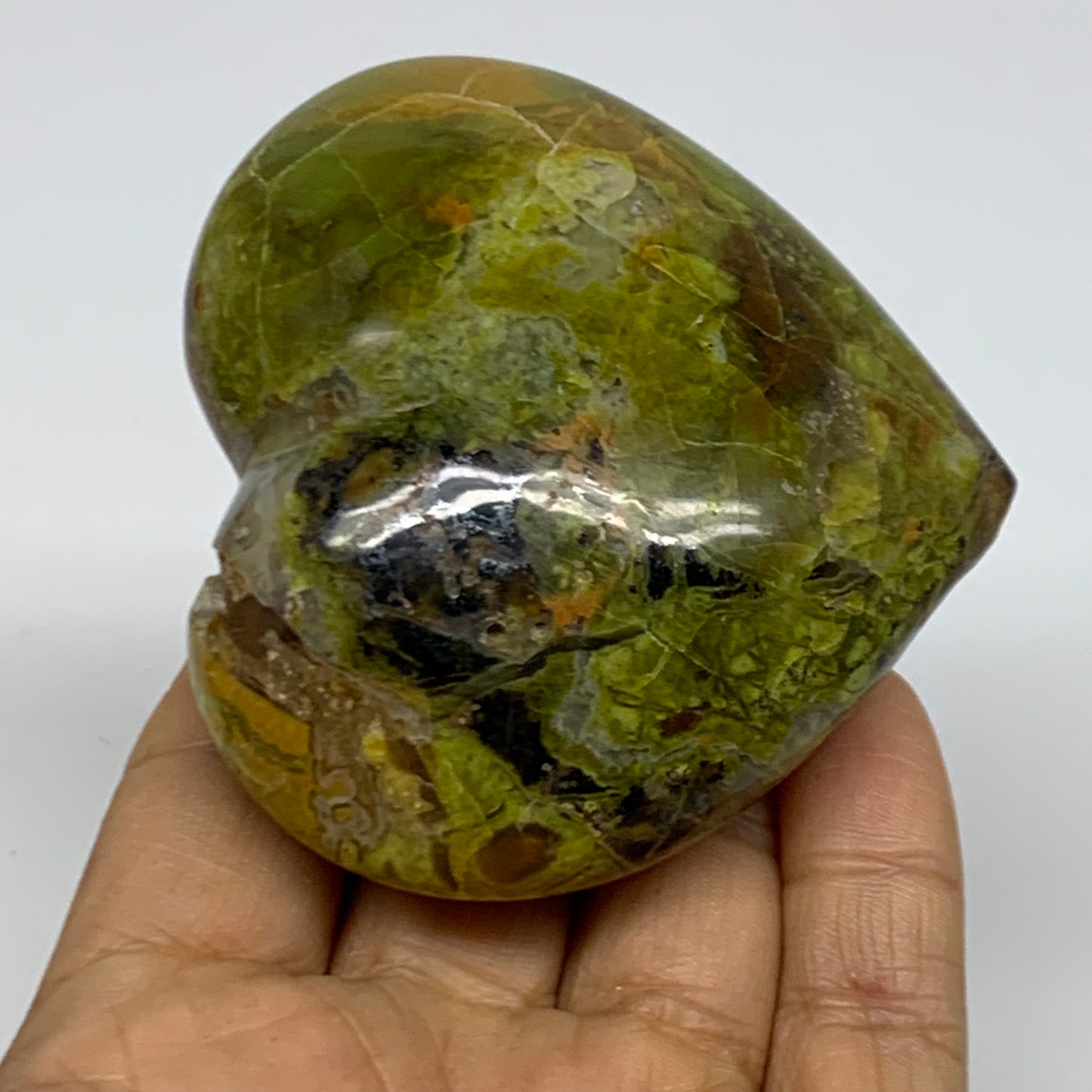 0.45 lbs, 2.6"x2.9"x1.4", Green Opal Heart Polished Gemstone Crystal, B37984