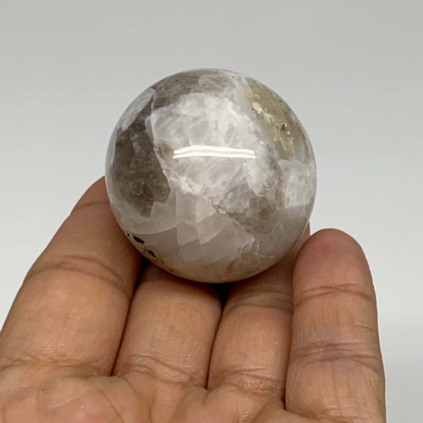 79.9g, 1.5"(39mm), Natural Rainbow Moonstone Sphere Ball Gemstone, B34944