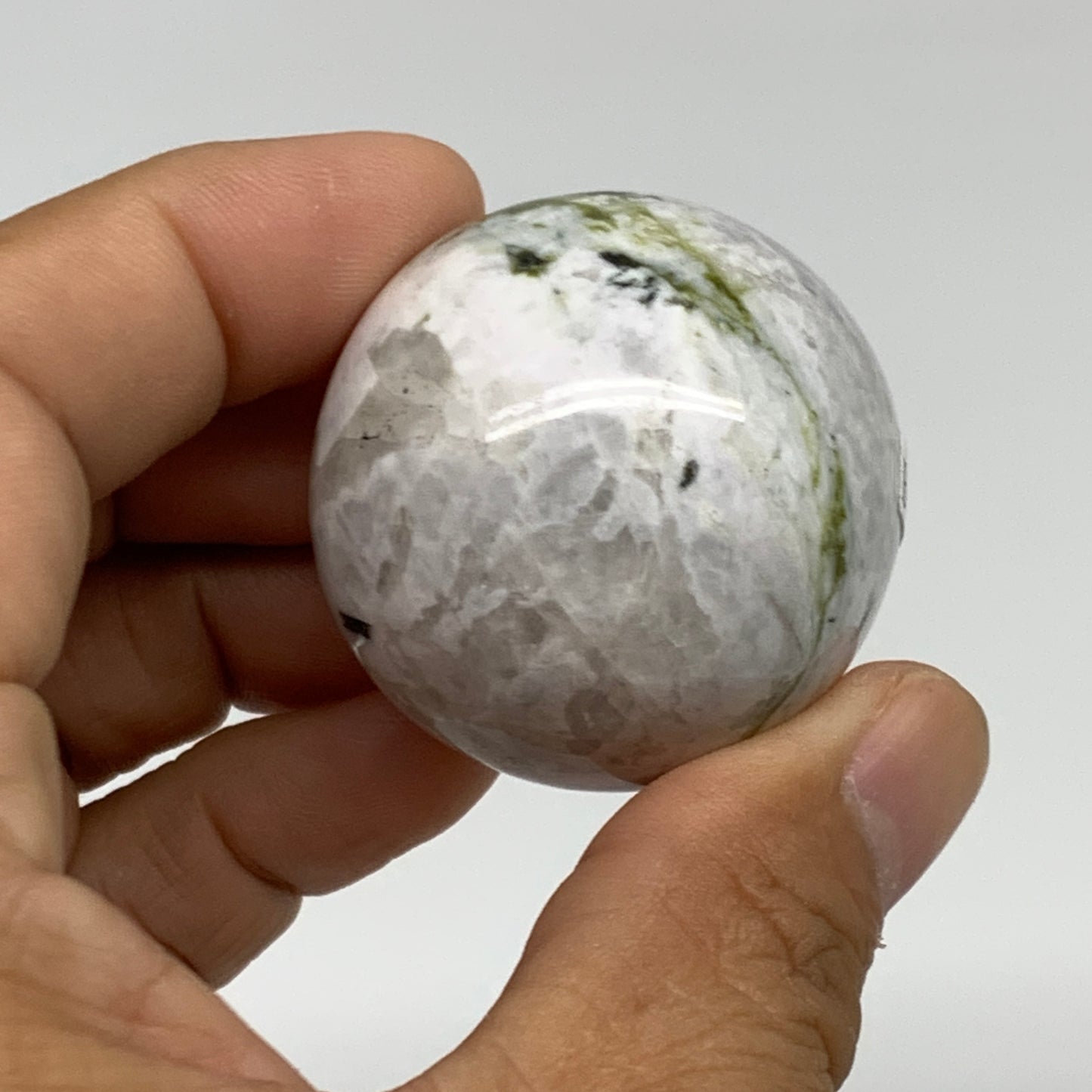 77.9g, 1.5"(39mm), Natural Rainbow Moonstone Sphere Ball Gemstone, B34947