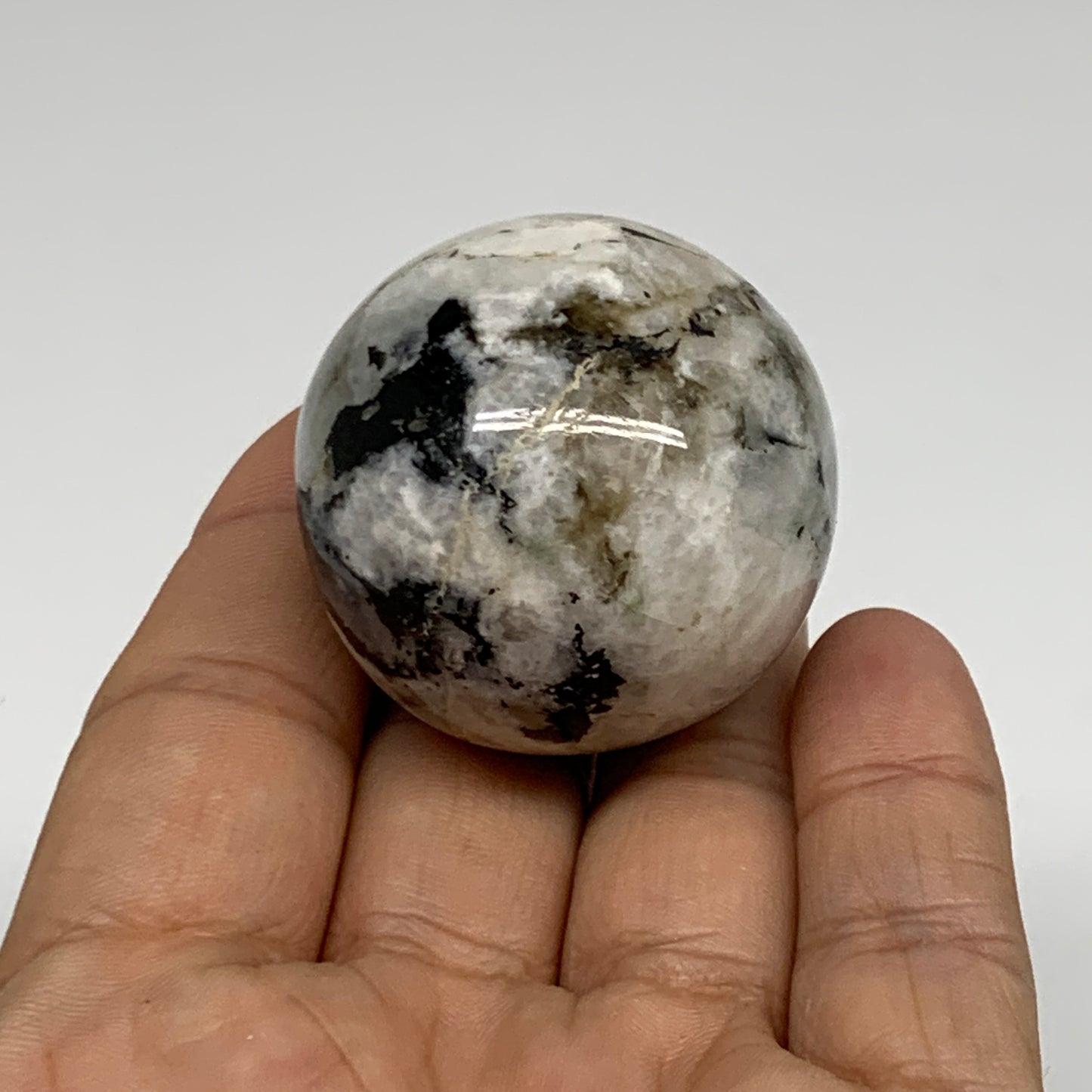 81.7g, 1.5"(39mm), Natural Rainbow Moonstone Sphere Ball Gemstone, B34949