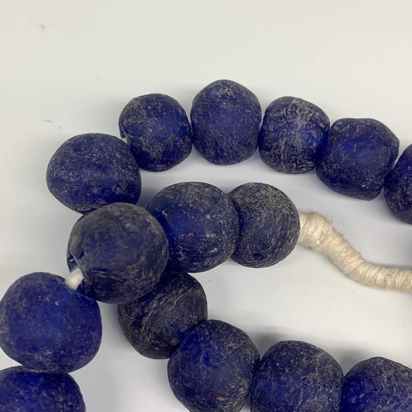 2.08 lbs, 24mm-30mm, 1 Strand, 25 beads, Blue Sea Glass Beads, B35663