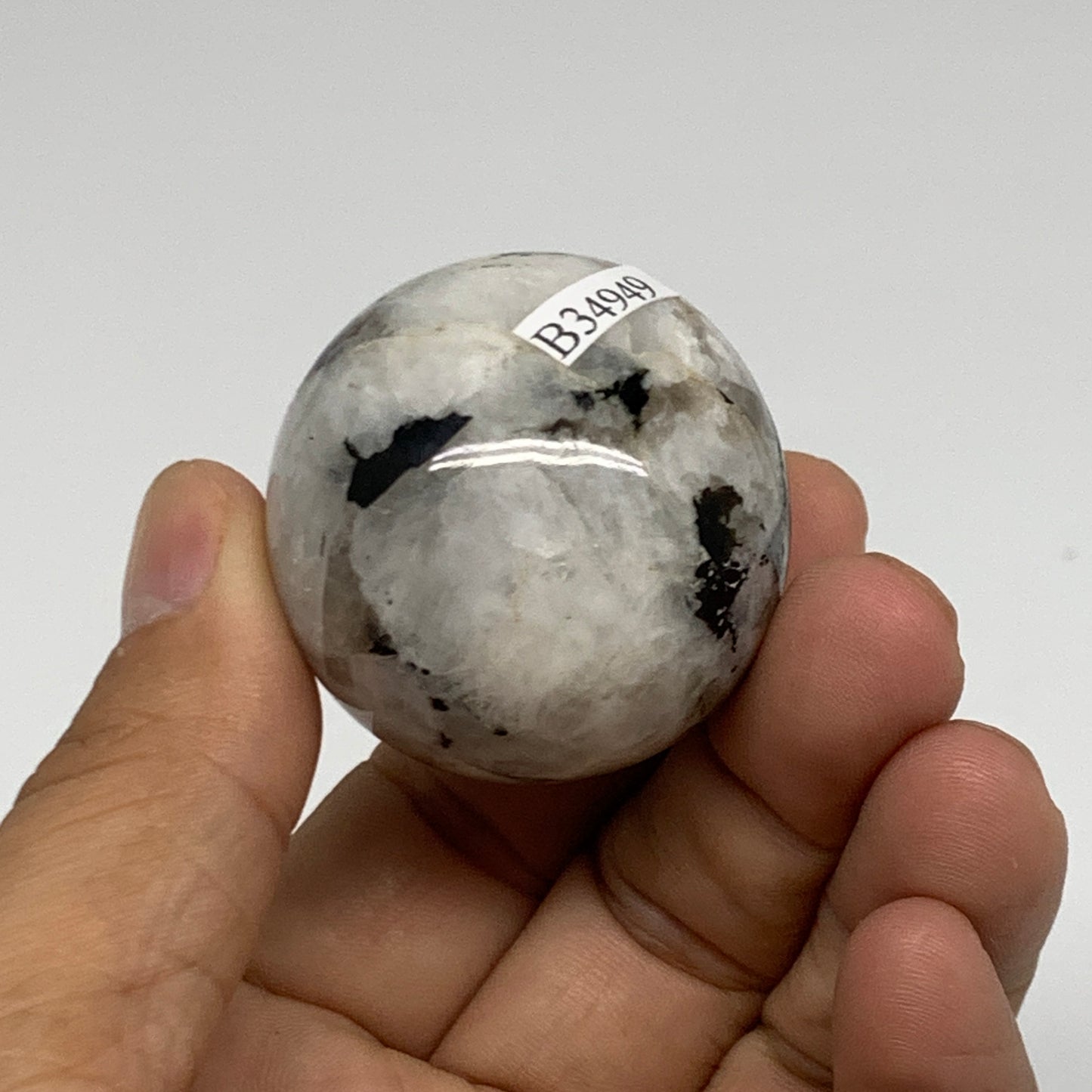 81.7g, 1.5"(39mm), Natural Rainbow Moonstone Sphere Ball Gemstone, B34949