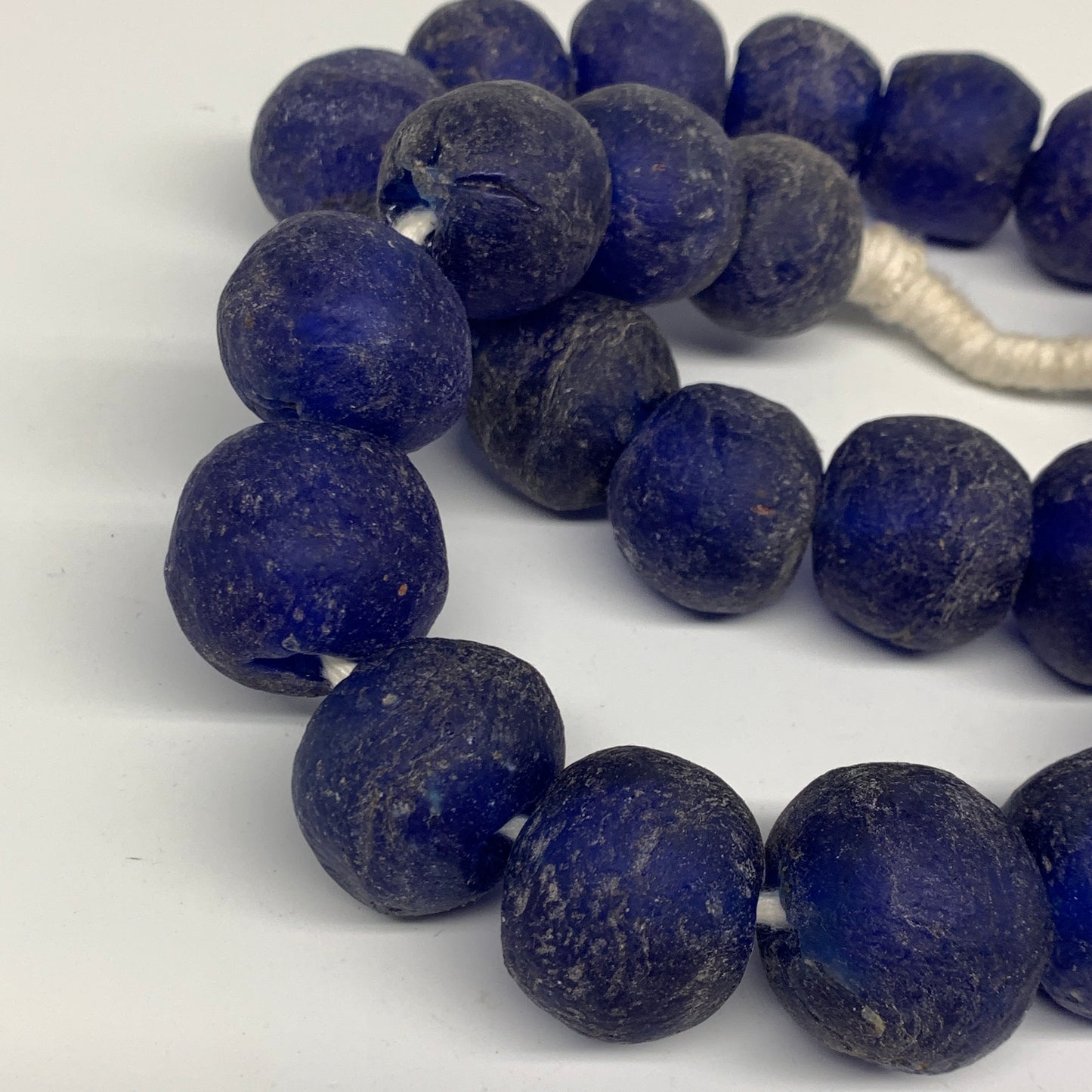 2.08 lbs, 24mm-30mm, 1 Strand, 25 beads, Blue Sea Glass Beads, B35663
