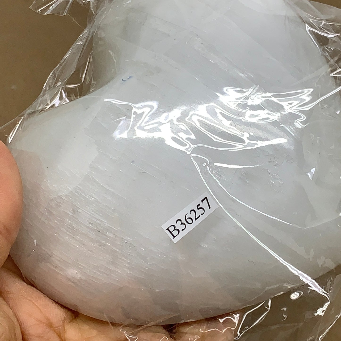 0.9 lbs, 3.9"x4.3"x1.4", Selenite Half Puffy Heart Crystals, Satin Spar, B36257