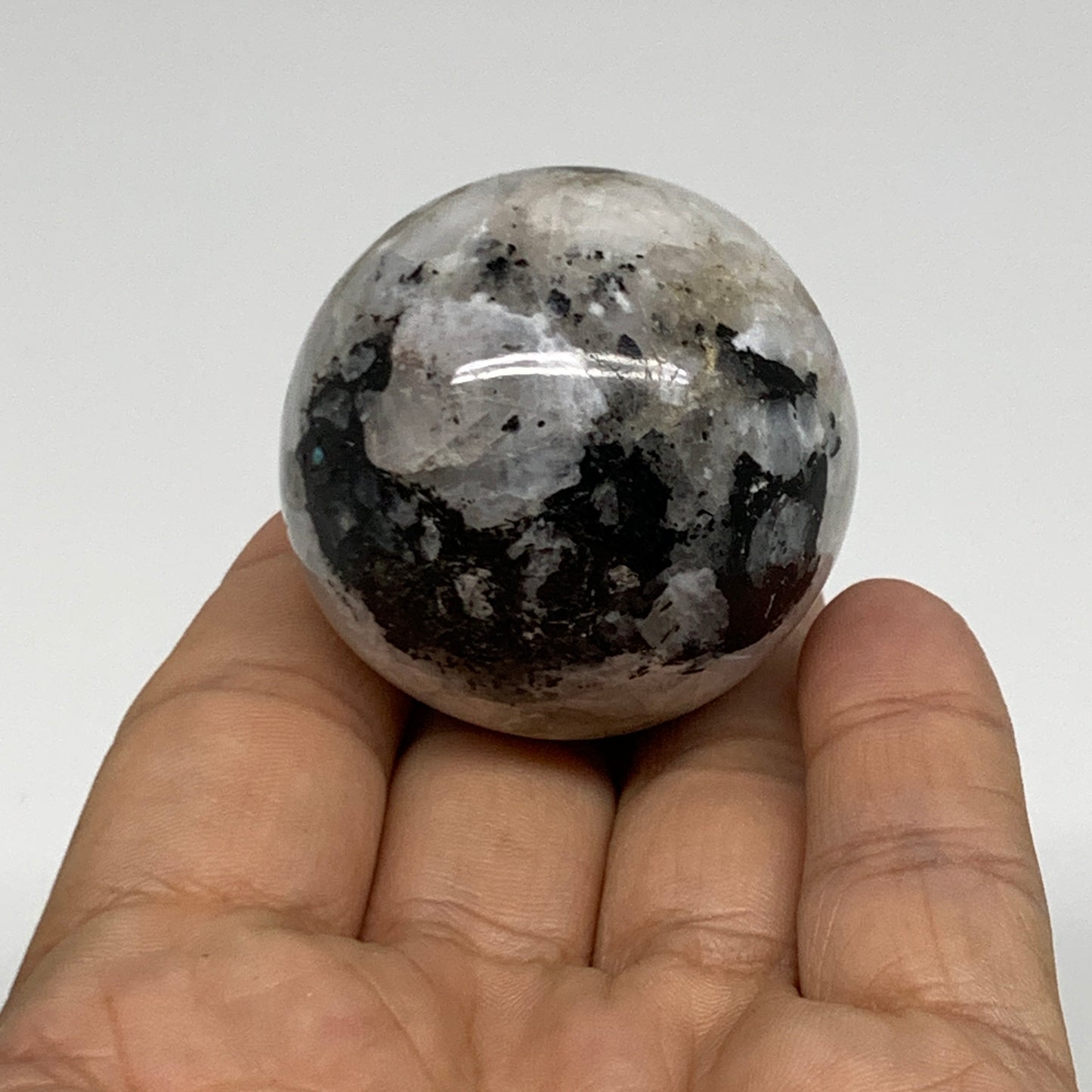 96.7g, 1.6"(41mm), Natural Rainbow Moonstone Sphere Ball Gemstone, B34950