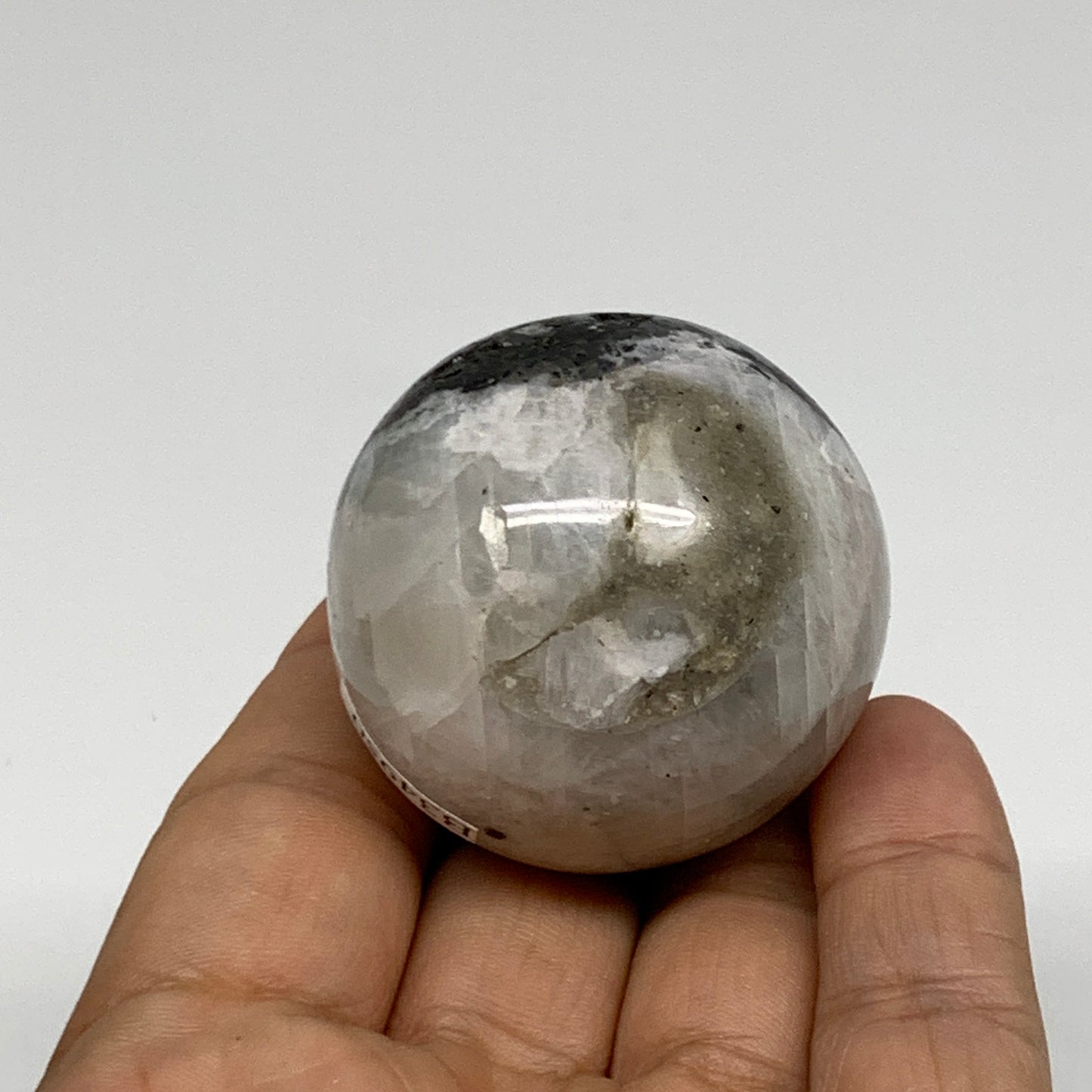 96.7g, 1.6"(41mm), Natural Rainbow Moonstone Sphere Ball Gemstone, B34950