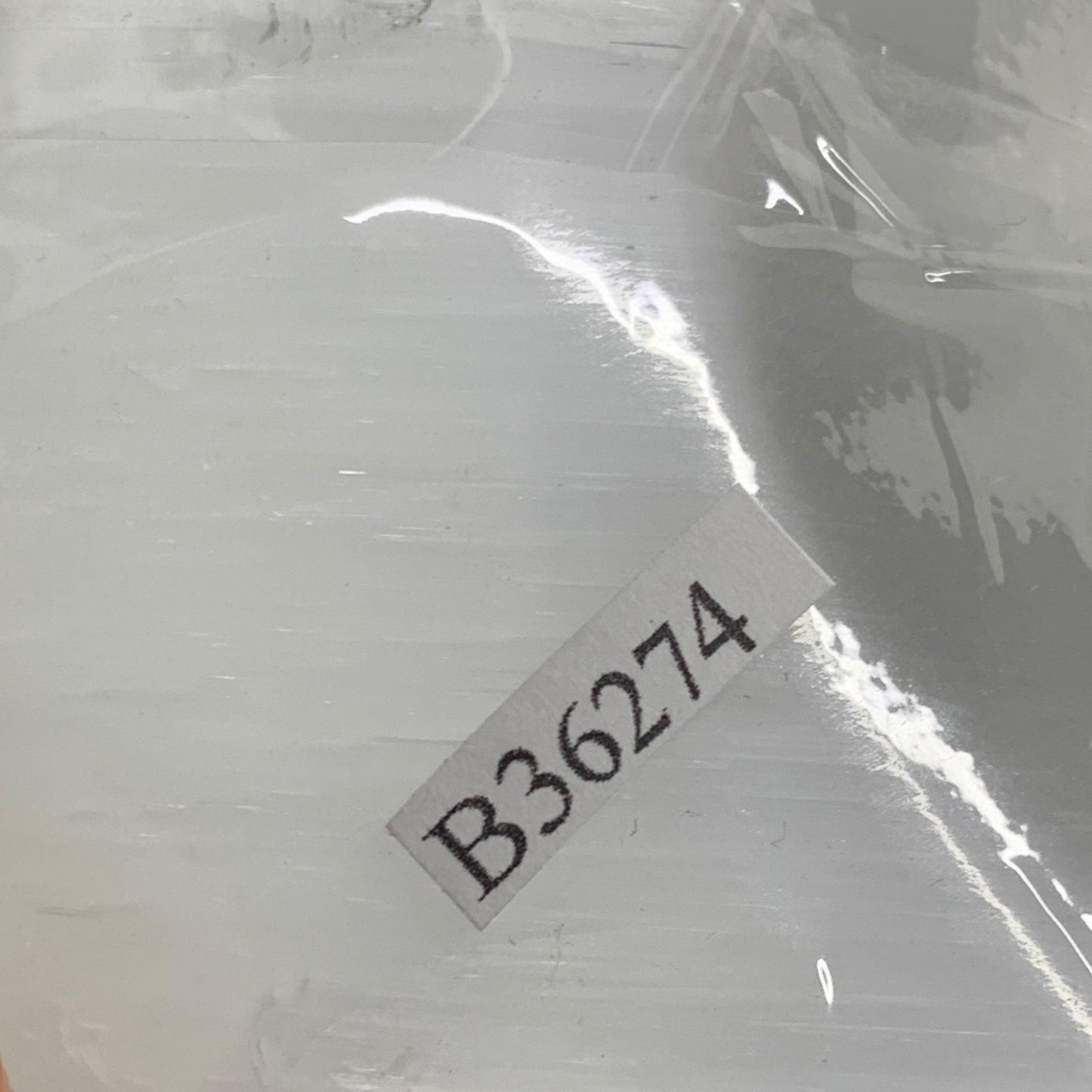 181g, 4.2"x2.2"x0.9", Selenite Crescent Moon Crystal (Satin Spar), B36274