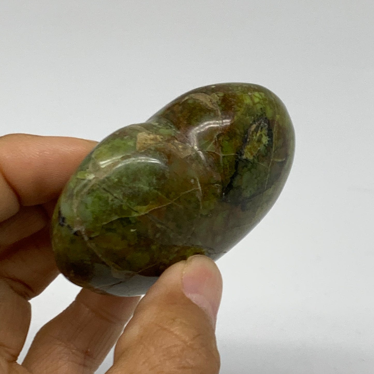 0.24 lbs, 2.2"x2.6"x1.1", Green Opal Heart Polished Gemstone Crystal, B38015