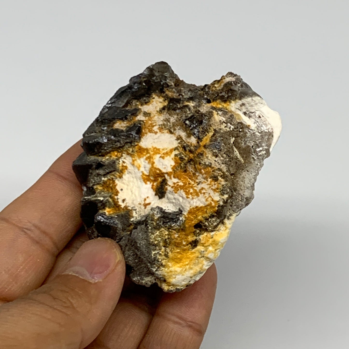 161.4g,2.4"x1.9"x1.8.",Blue Fluorite Crystal Mineral Specimen @Pakistan,B27716