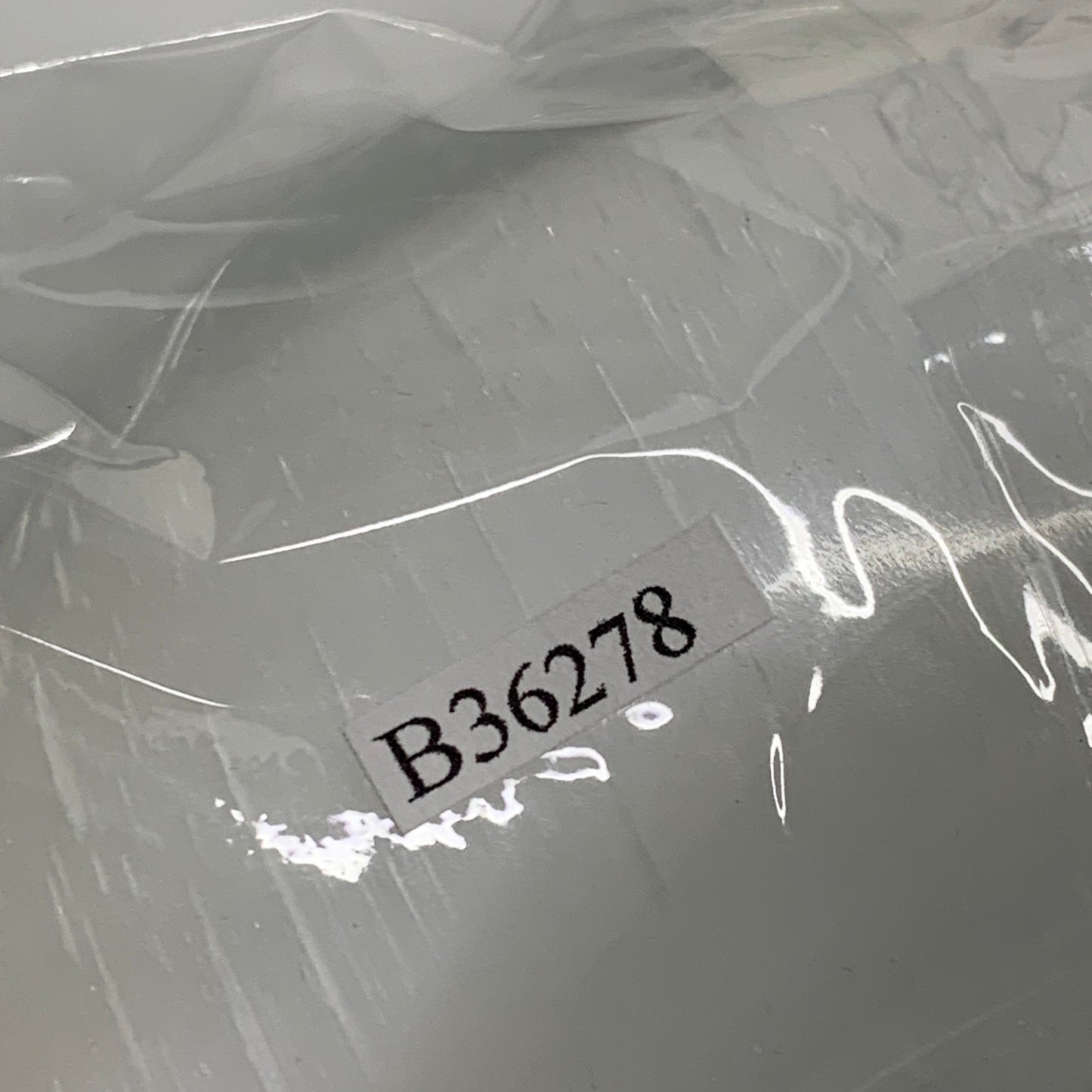 192g, 4.3"x2.2"x0.9", Selenite Crescent Moon Crystal (Satin Spar), B36278