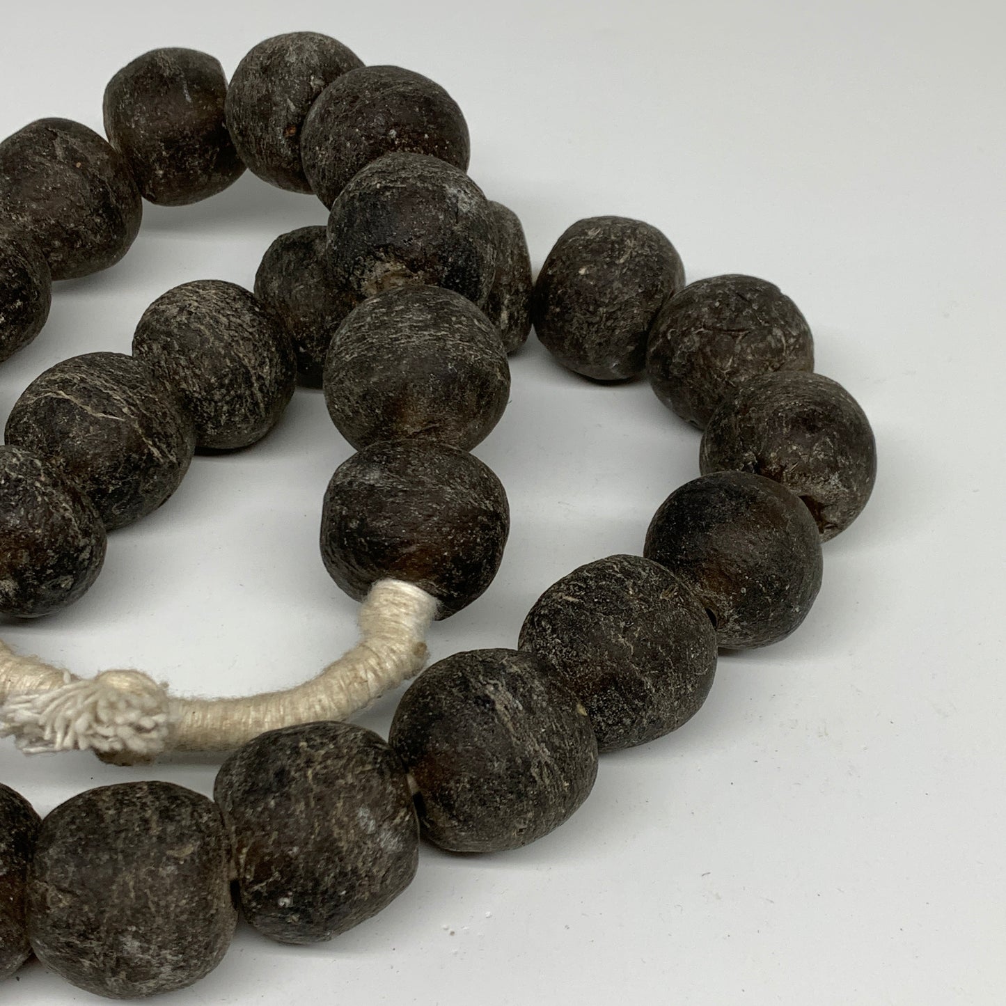 2.12 lbs, 25mm-30mm, 1 Strand, 26 beads, Green/gray Sea Glass Beads, B35681