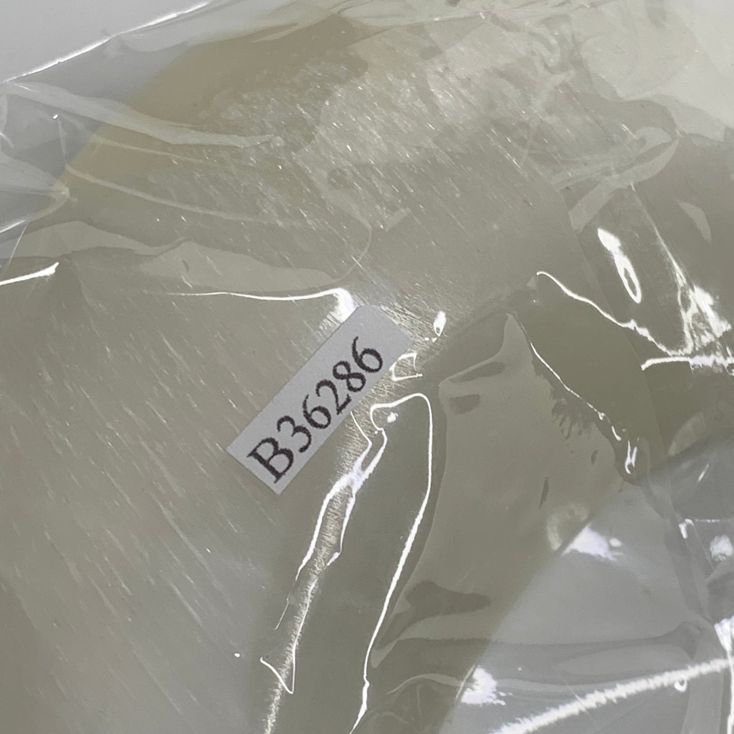 205g, 4.5"x2.1"x1", Selenite Crescent Moon Crystal (Satin Spar), B36286