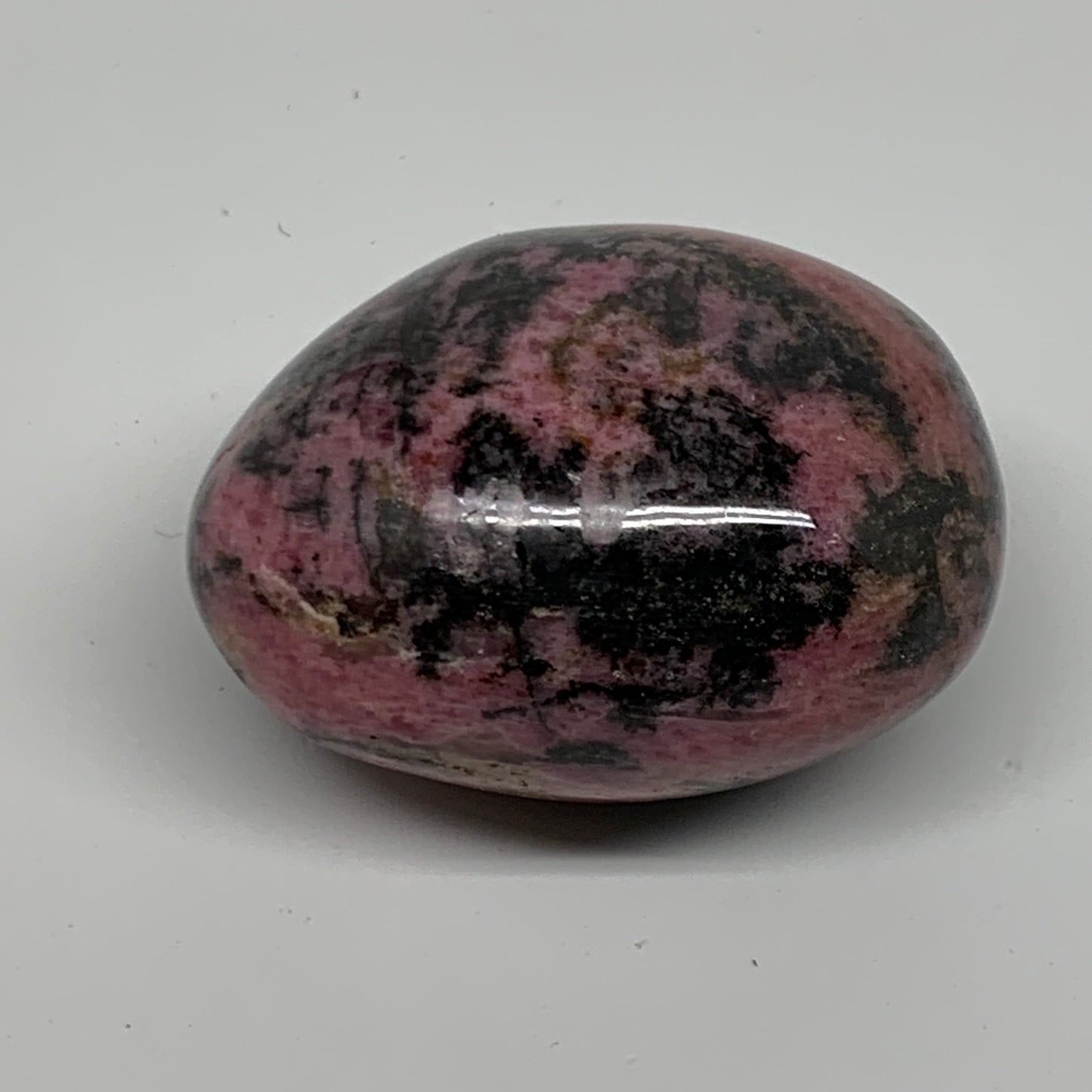 163g, 2.2"x1.8"x1.3", Rhodonite Palm-Stone Polished Reiki @Madagascar,B37188