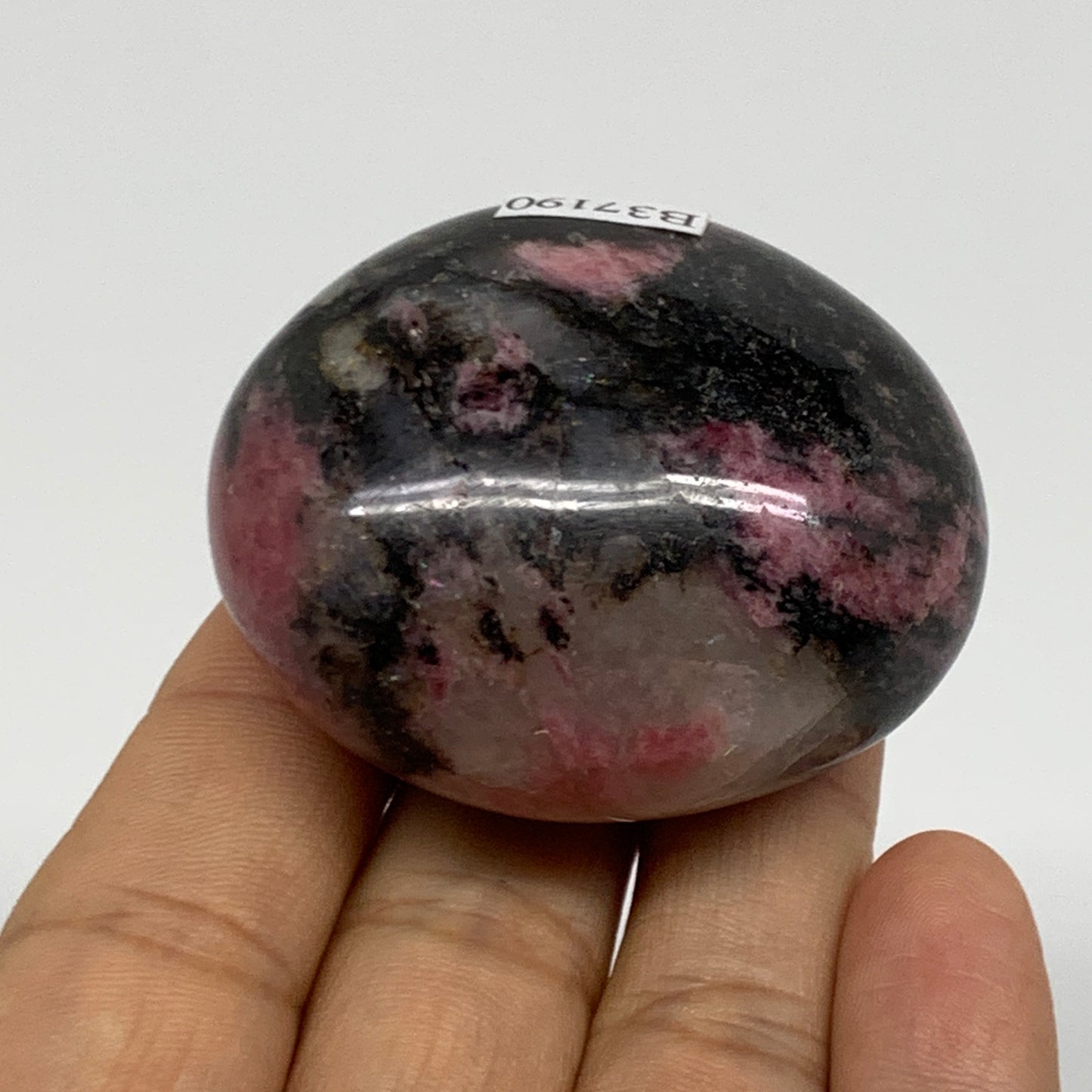 107.3g, 2"x1.7"x1.1", Rhodonite Palm-Stone Polished Reiki @Madagascar,B37190