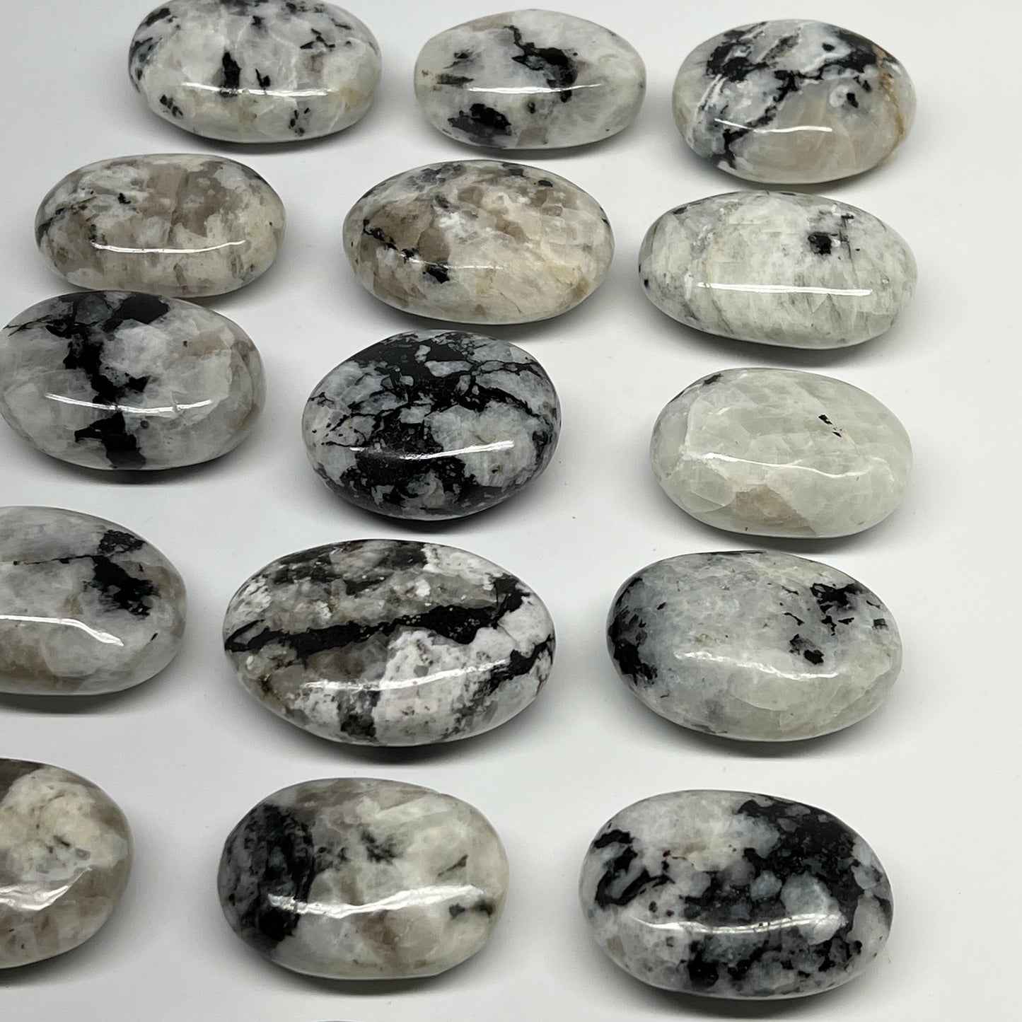 2.2 lb, 1.7"-2.2", 16 pcs, Rainbow Moonstone Palm-Stone Polished Crystal,B21345