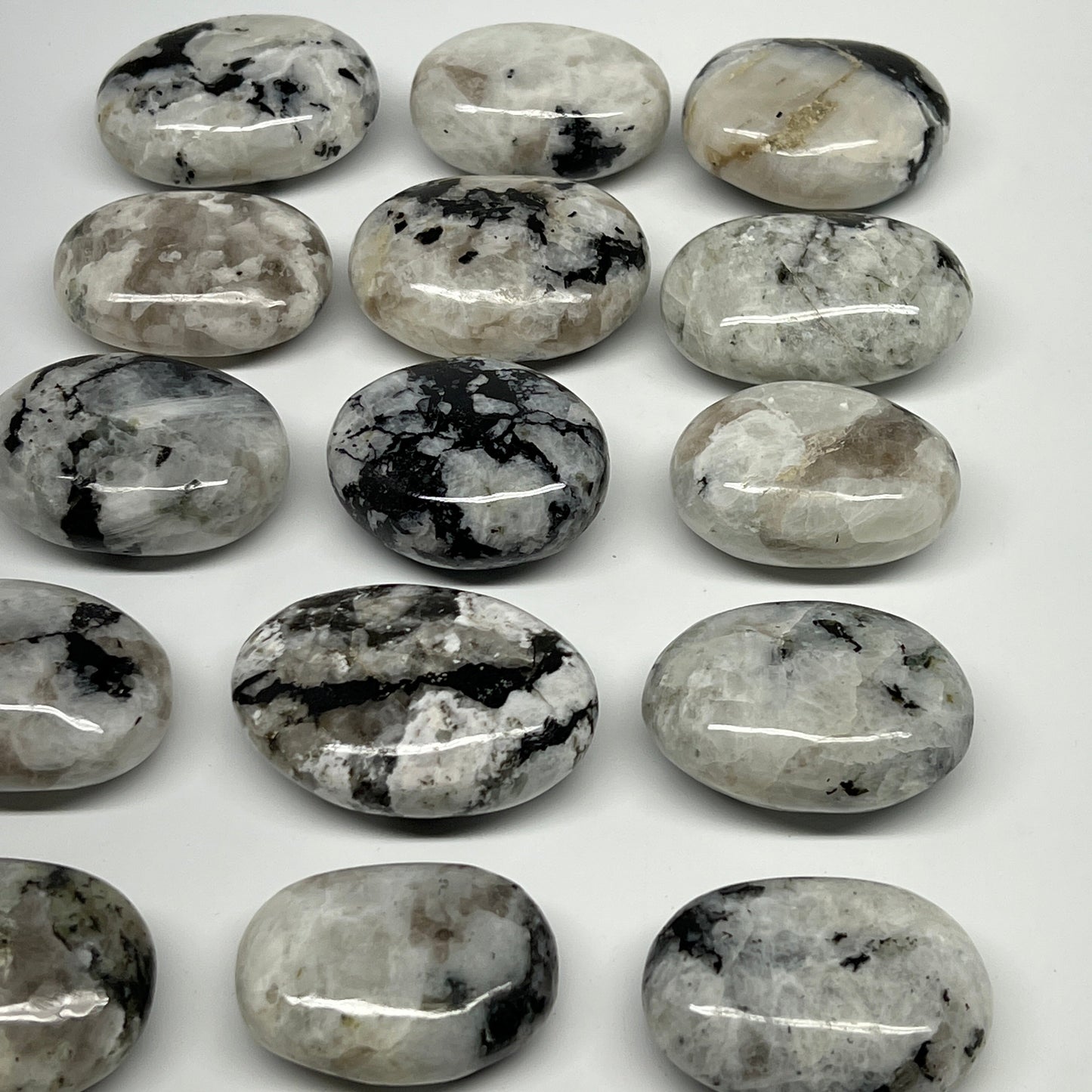 2.2 lb, 1.7"-2.2", 16 pcs, Rainbow Moonstone Palm-Stone Polished Crystal,B21345