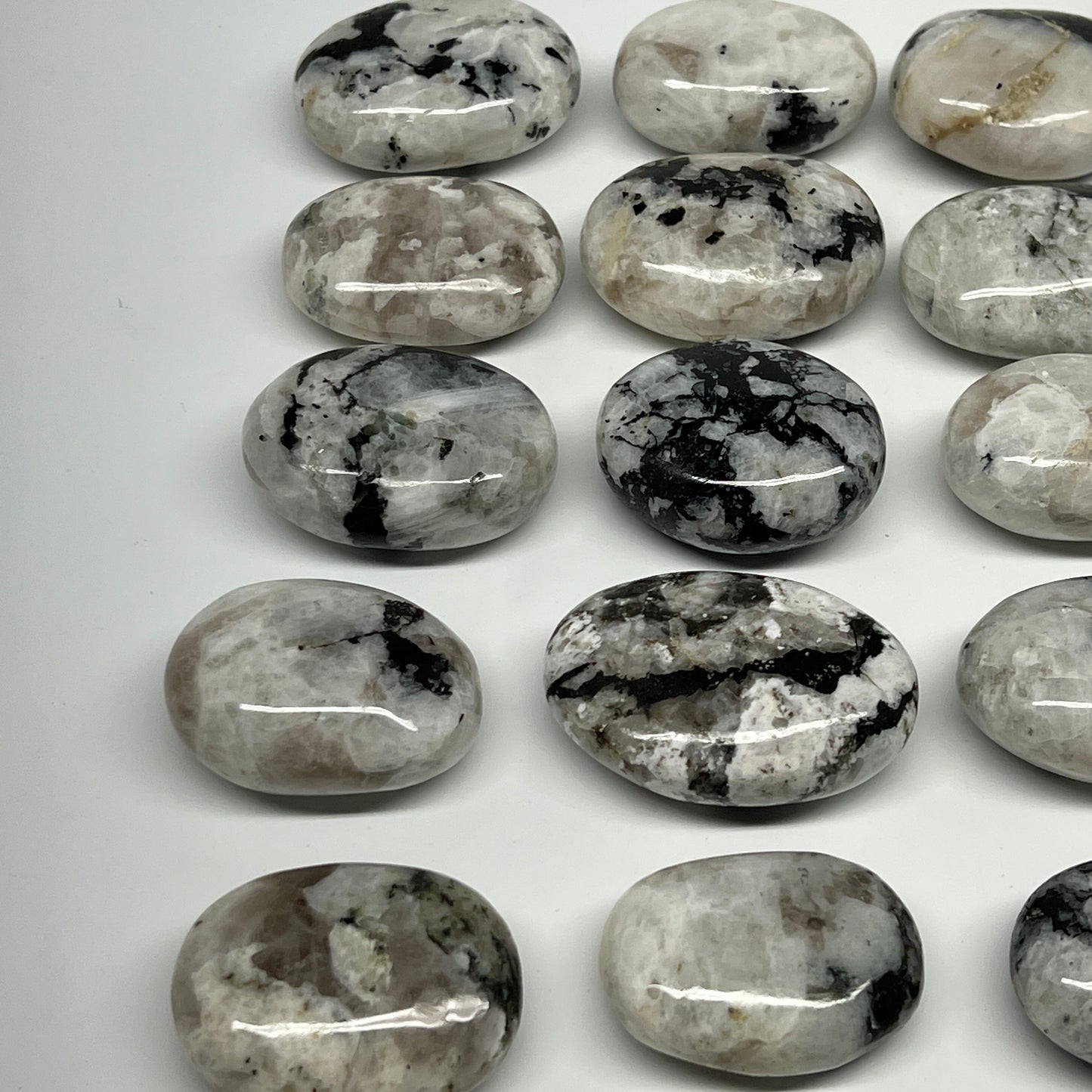 2.2 lb, 1.7"-2.2", 16 pcs, Rainbow Moonstone Palm-Stone Polished Crystal,B21345