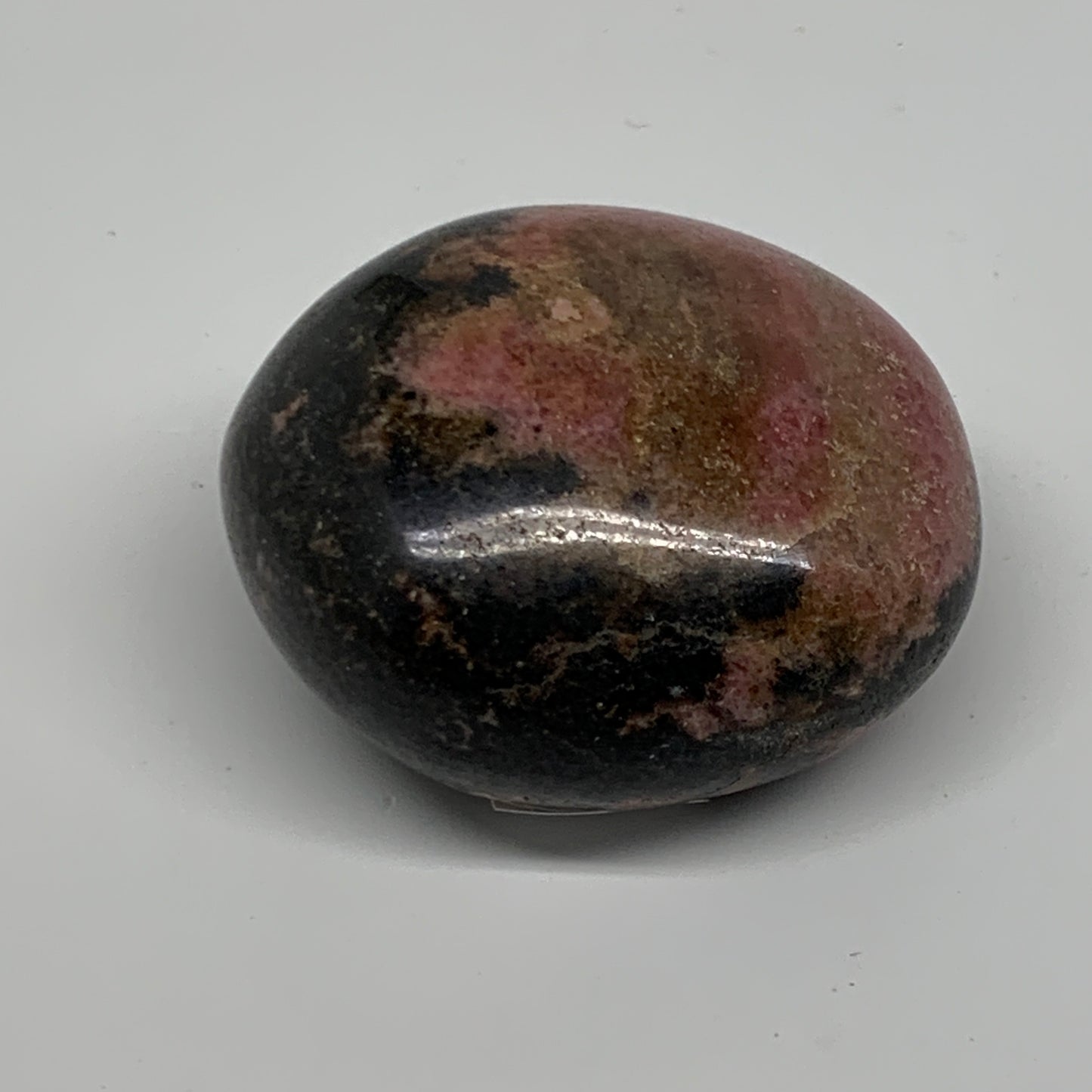 122g, 1.9"x1.8"x1.1", Rhodonite Palm-Stone Polished Reiki @Madagascar,B37195