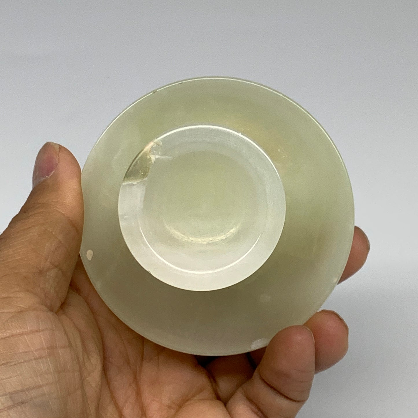 191g, 2.6"x1.4"x2.9", Natural Green Onyx Candle Holder Gemstone Hand Carved, B32