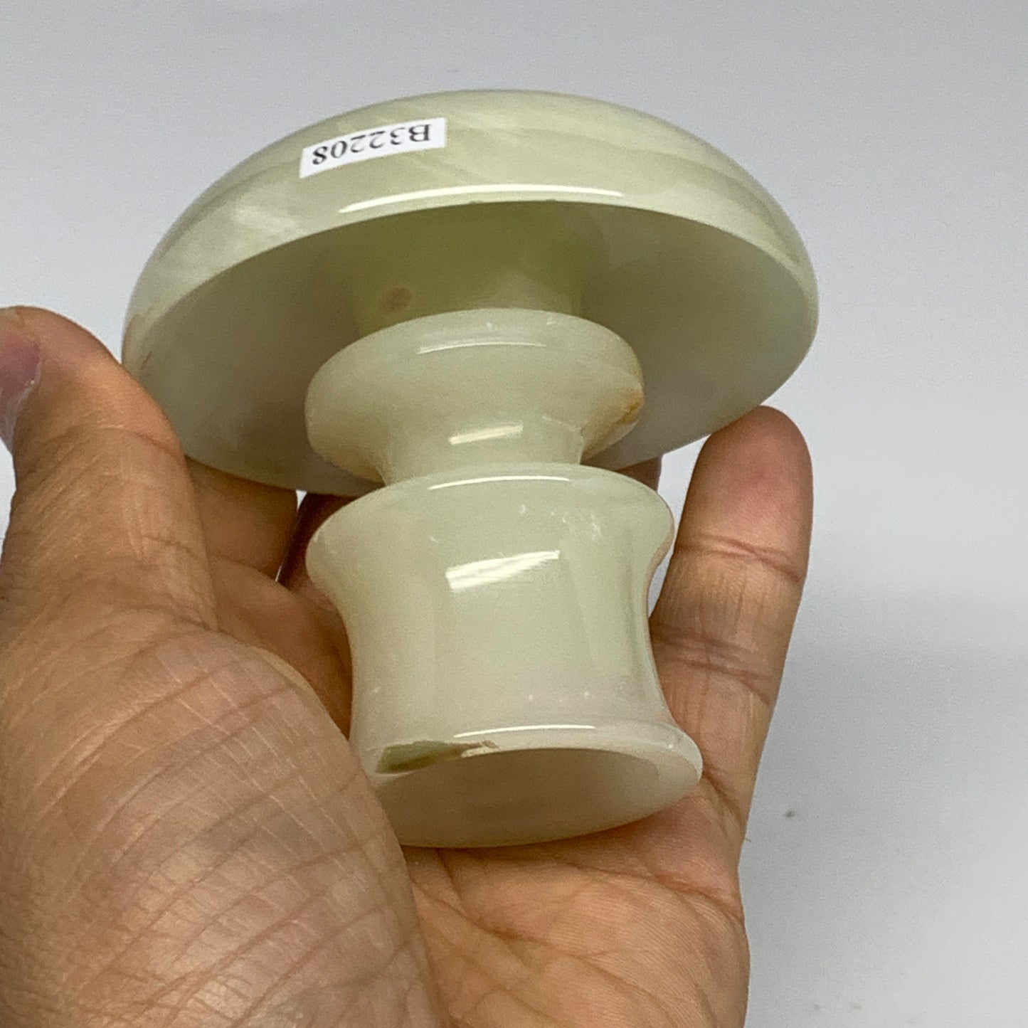 191g, 2.6"x1.4"x2.9", Natural Green Onyx Candle Holder Gemstone Hand Carved, B32