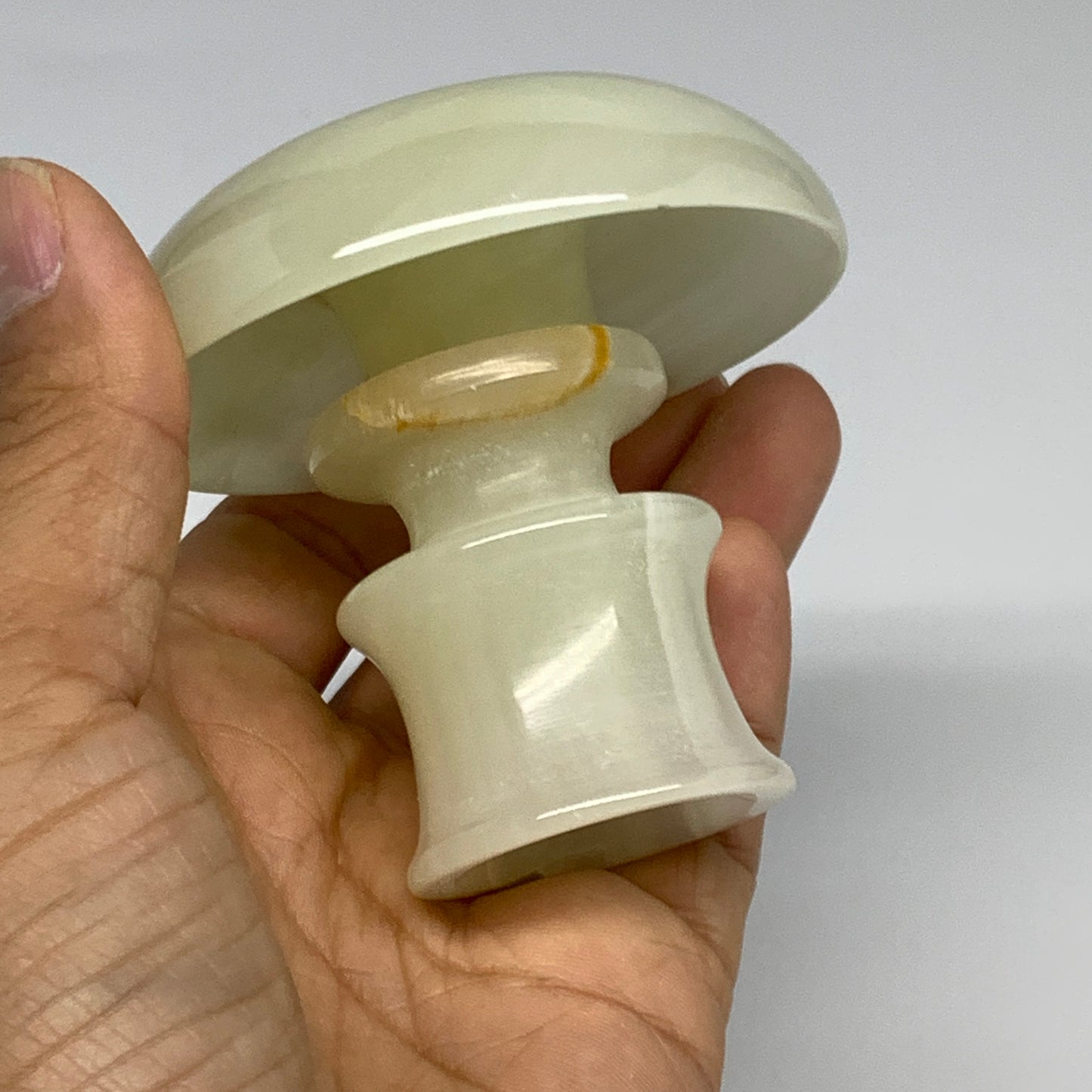 191g, 2.6"x1.4"x2.9", Natural Green Onyx Candle Holder Gemstone Hand Carved, B32