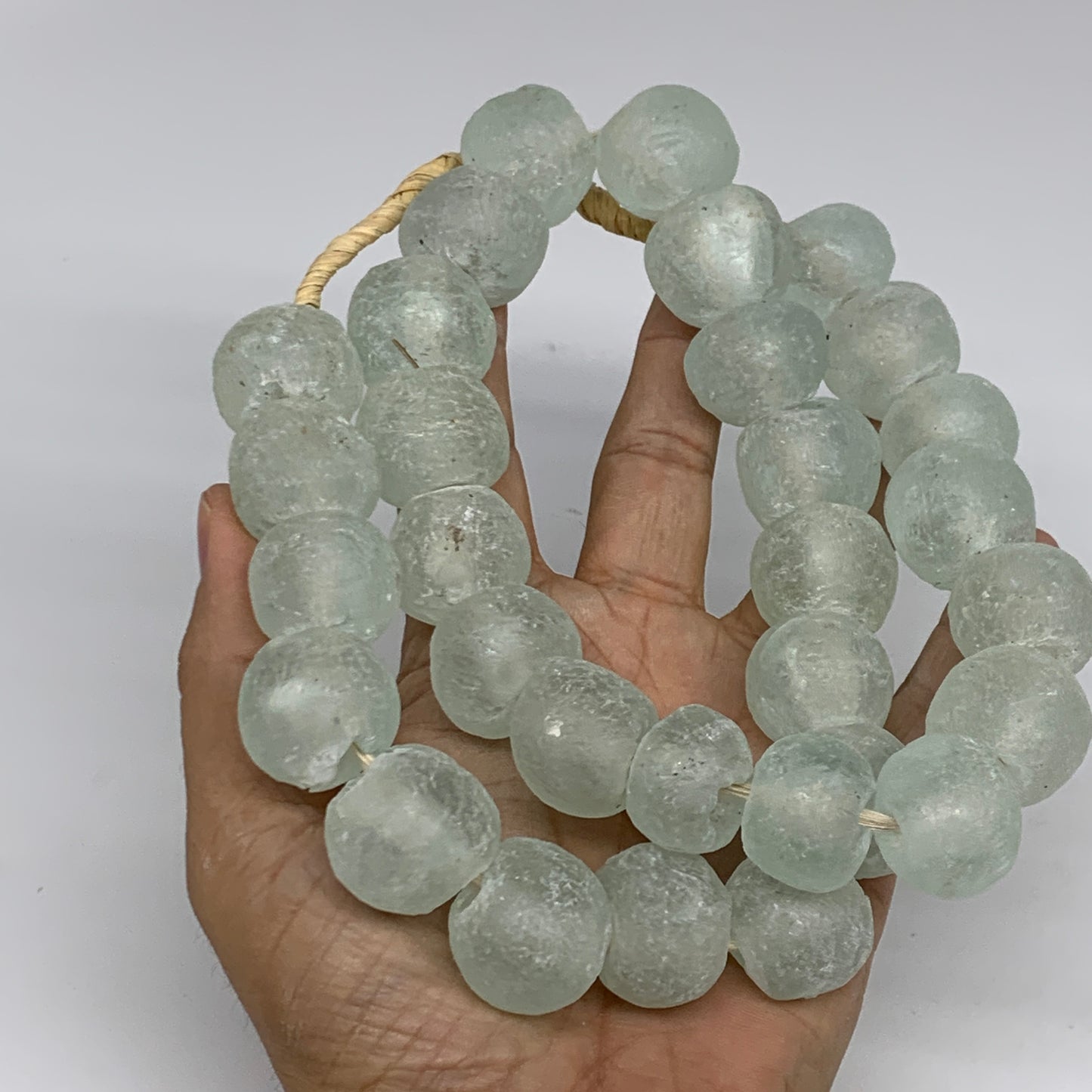 0.94 lbs, 15mm-21mm, 1 Strand, 31 beads, Green/Blue Sea Glass Beads, B35709