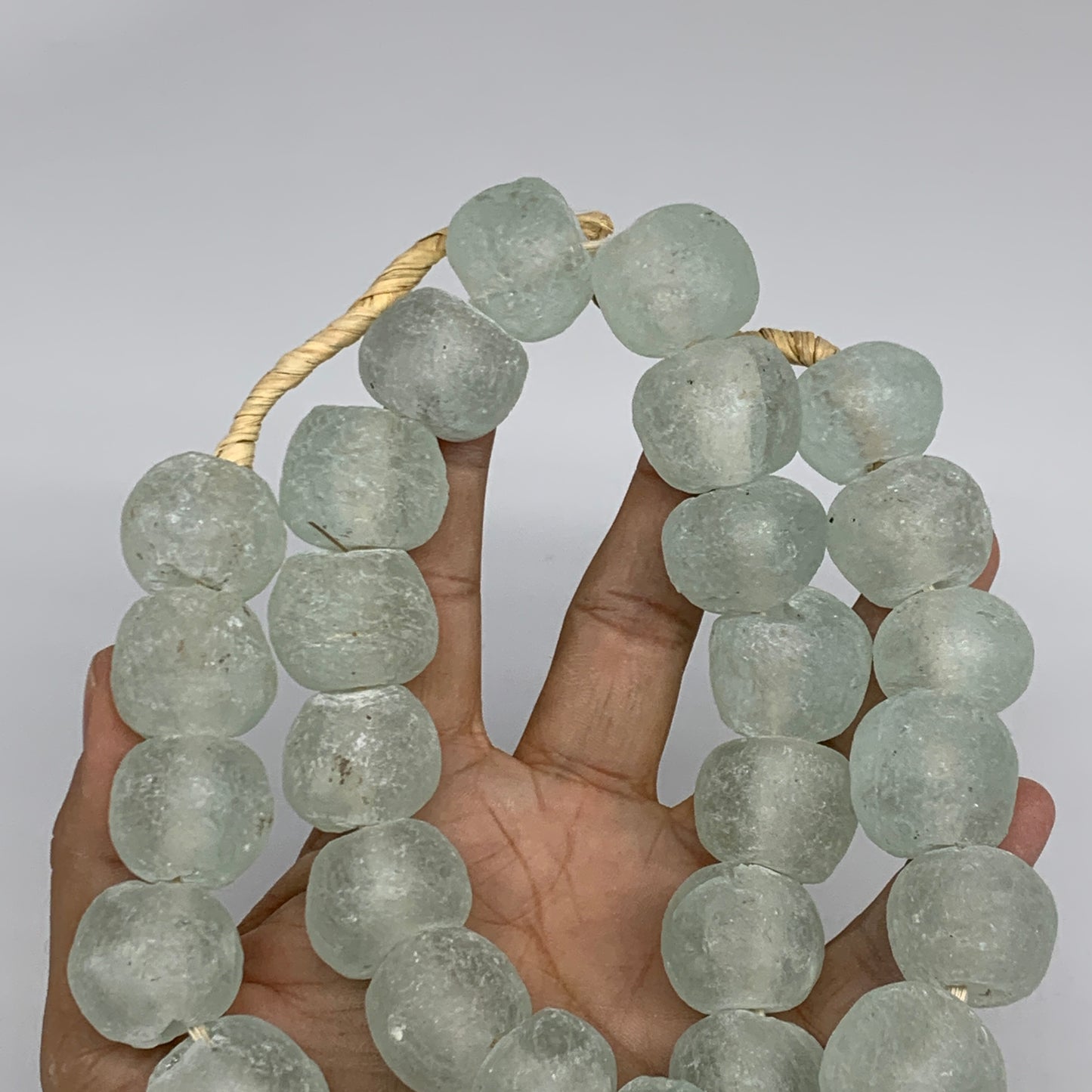 0.94 lbs, 15mm-21mm, 1 Strand, 31 beads, Green/Blue Sea Glass Beads, B35709