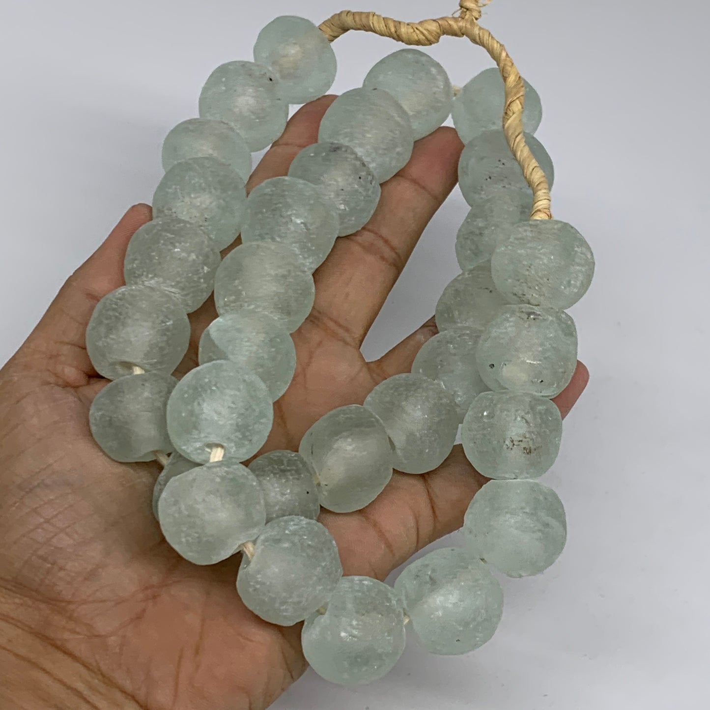 0.94 lbs, 15mm-21mm, 1 Strand, 31 beads, Green/Blue Sea Glass Beads, B35709