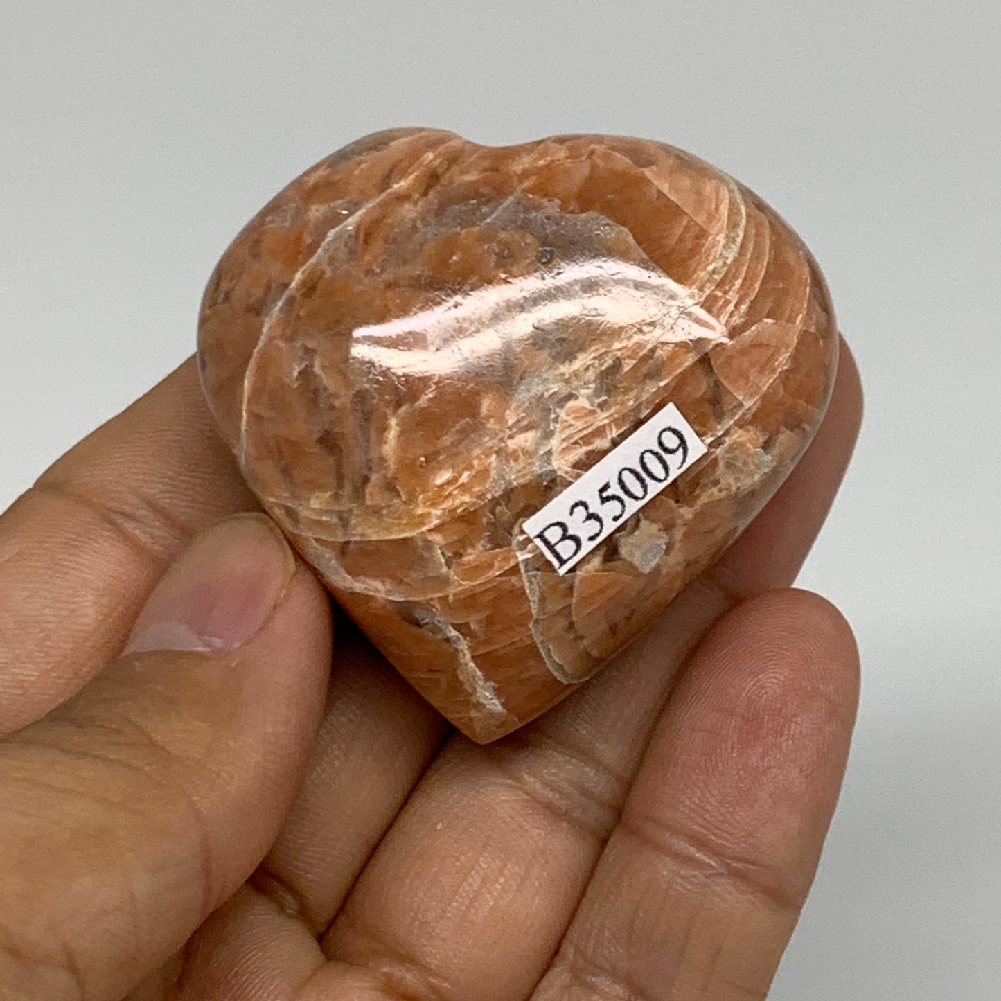 64.6g, 1.8"x1.9"x0.9", Peach Moonstone Heart Crystal Polished, B35009