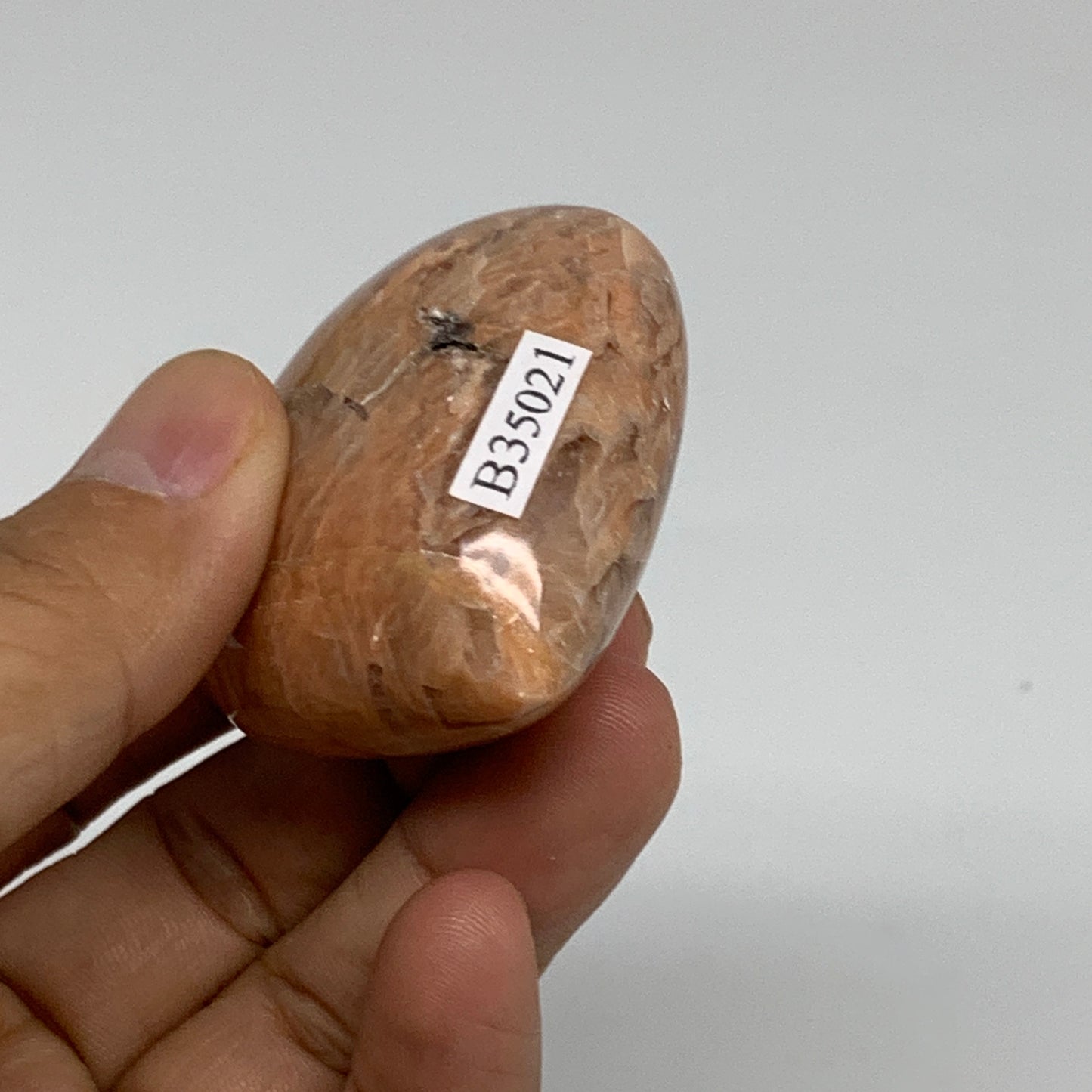 68.7g, 1.8"x1.9"x1", Peach Moonstone Heart Crystal Polished, B35021