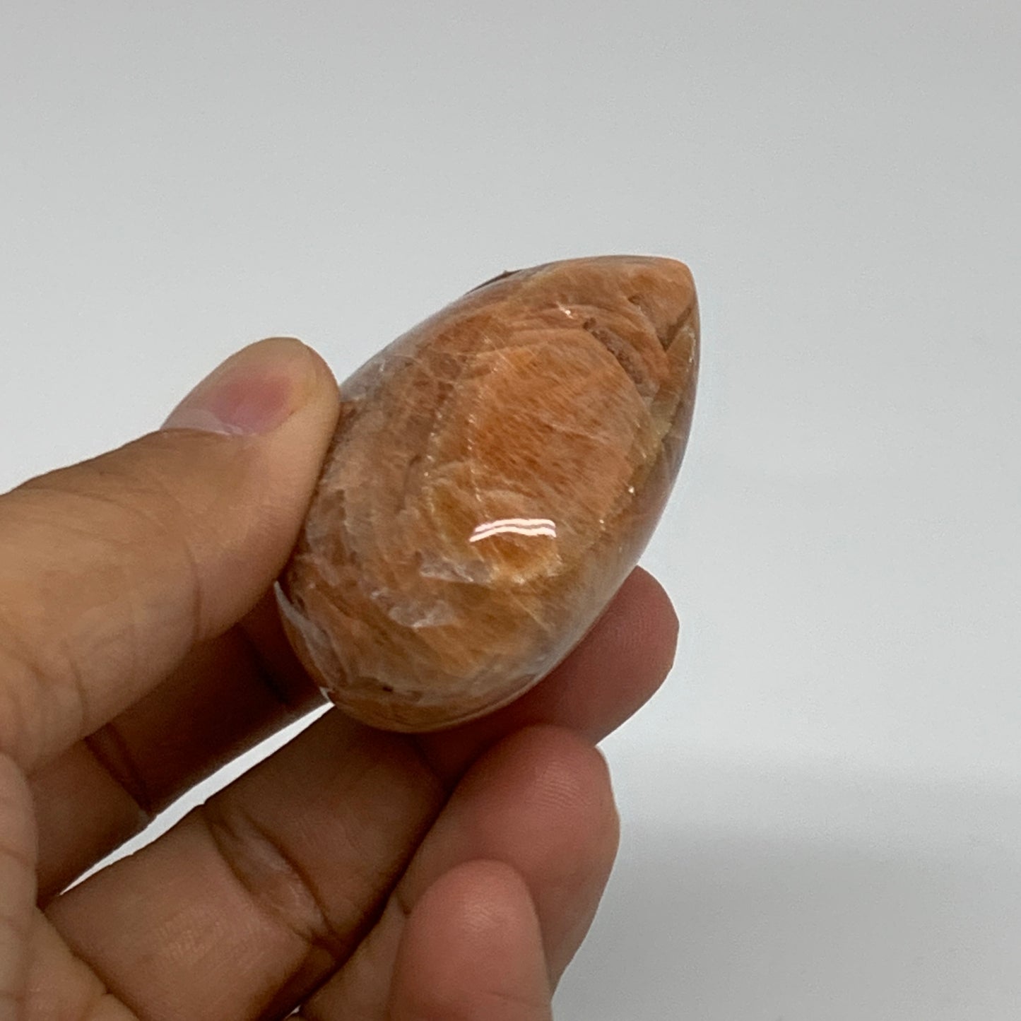 68.7g, 1.8"x1.9"x1", Peach Moonstone Heart Crystal Polished, B35021