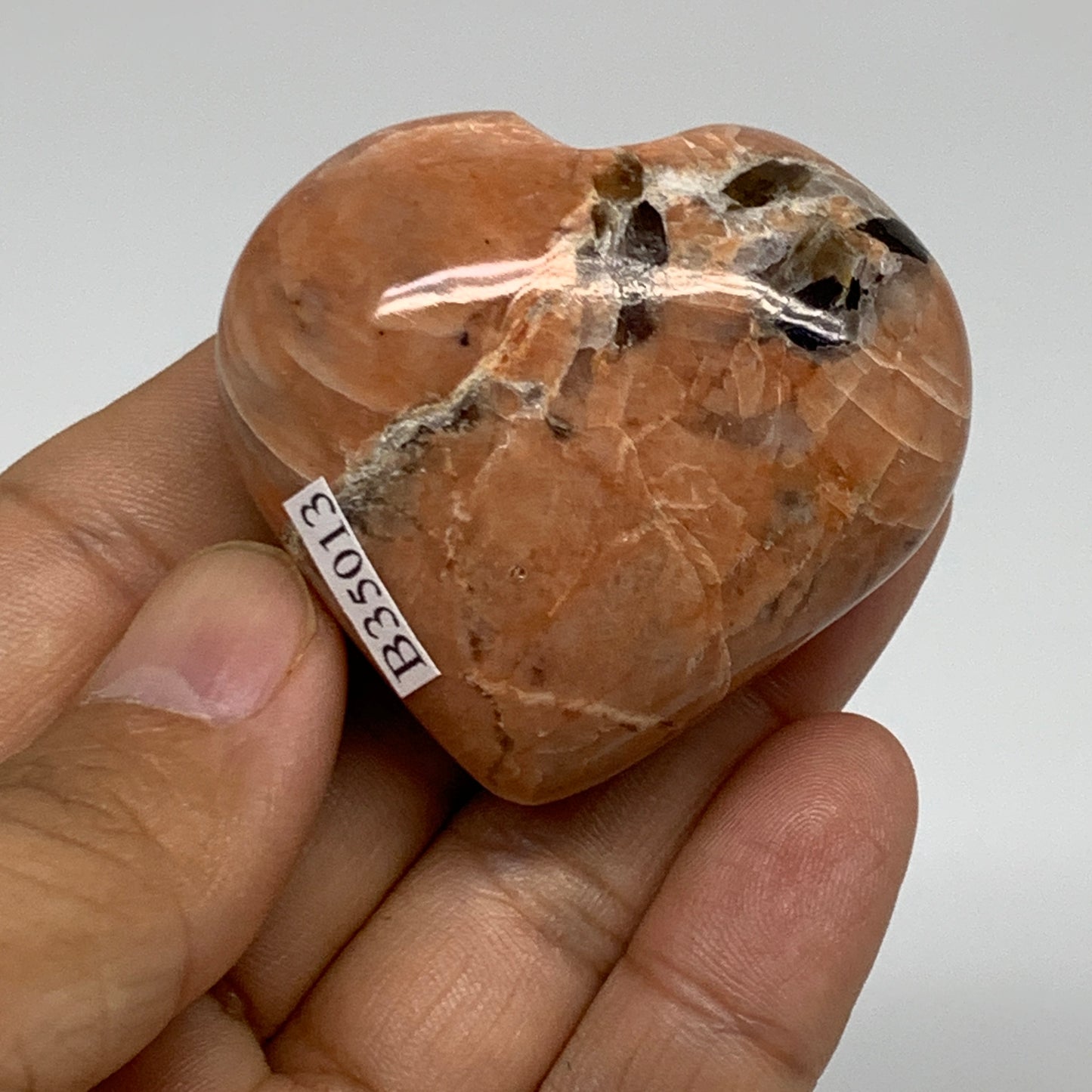 68.9g, 1.7"x1.9"x1", Peach Moonstone Heart Crystal Polished, B35013