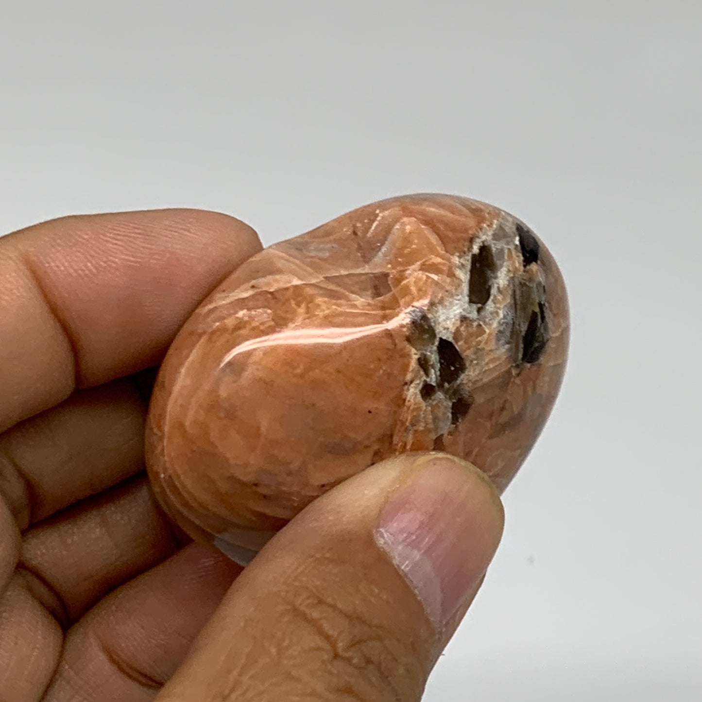 68.9g, 1.7"x1.9"x1", Peach Moonstone Heart Crystal Polished, B35013