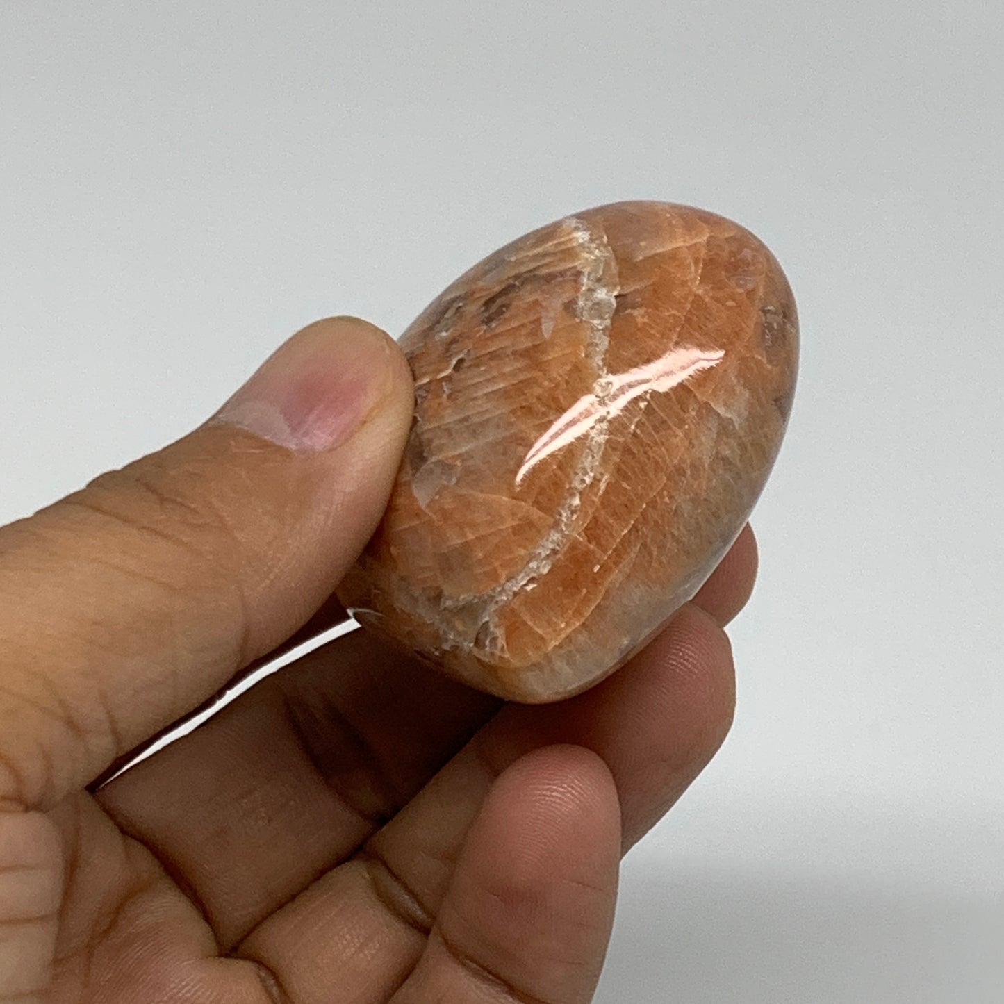 79.4g, 1.8"x1.9"x1.1", Peach Moonstone Heart Crystal Polished, B35016